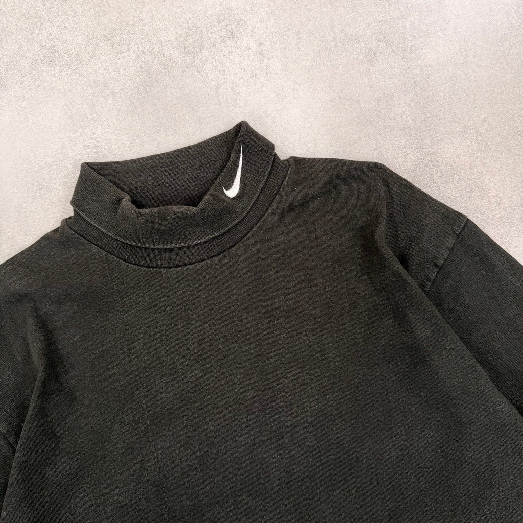 Nike Turtleneck Long Sleeve T-Shirt - L