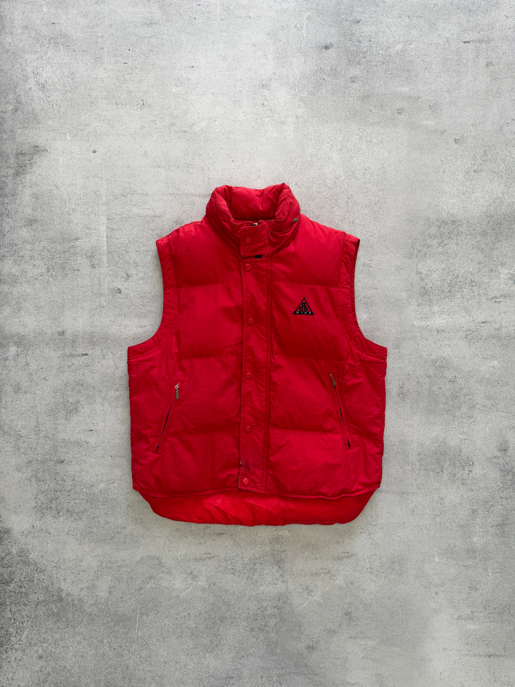 Nike ACG Red Puffer Vest - S