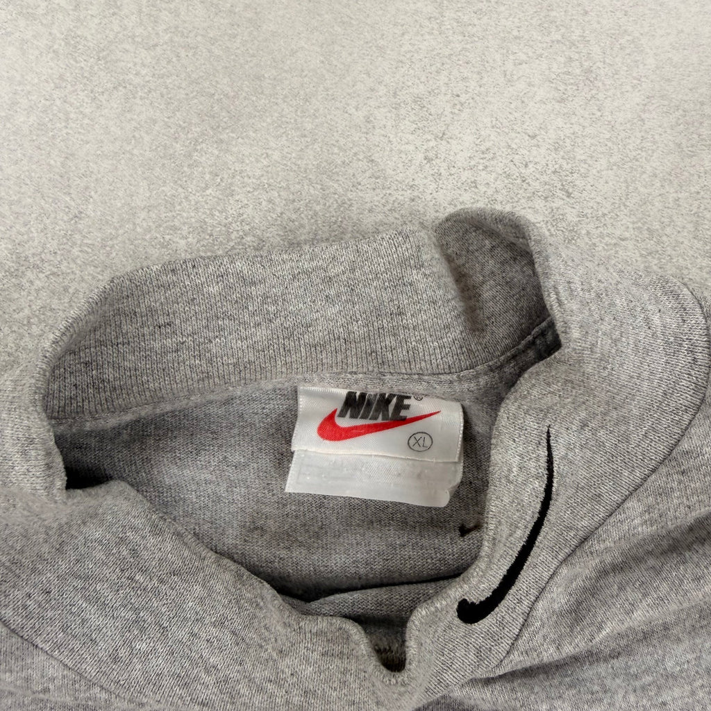Nike Long Sleeve T-Shirt - XL