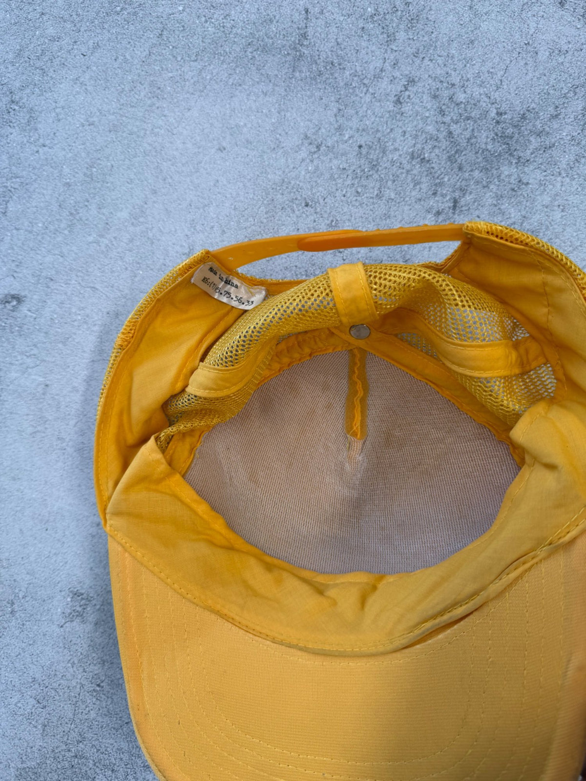 Camel Racing Service Trucker Hat