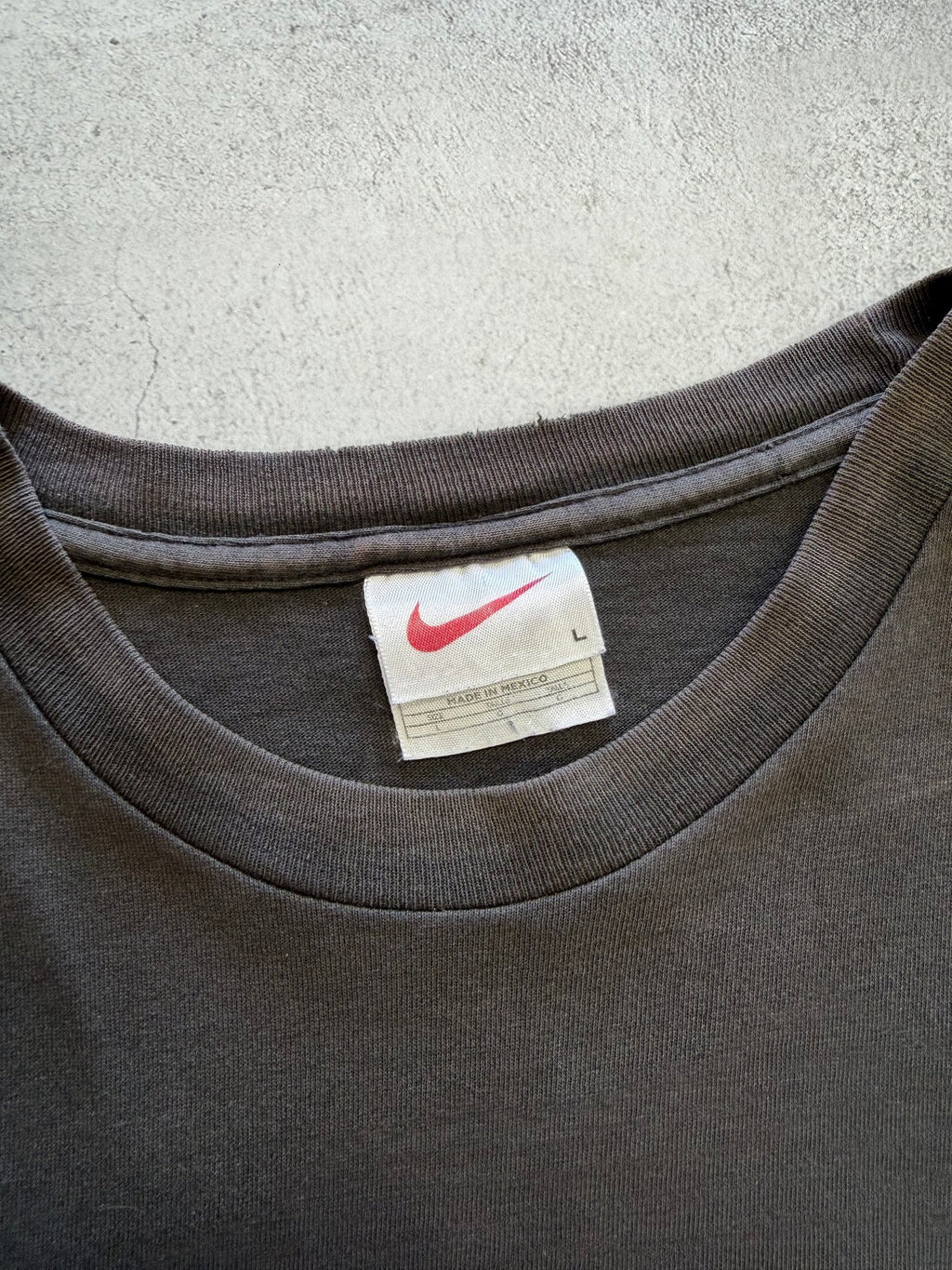 Vintage Nike Tn Air T-Shirt - L