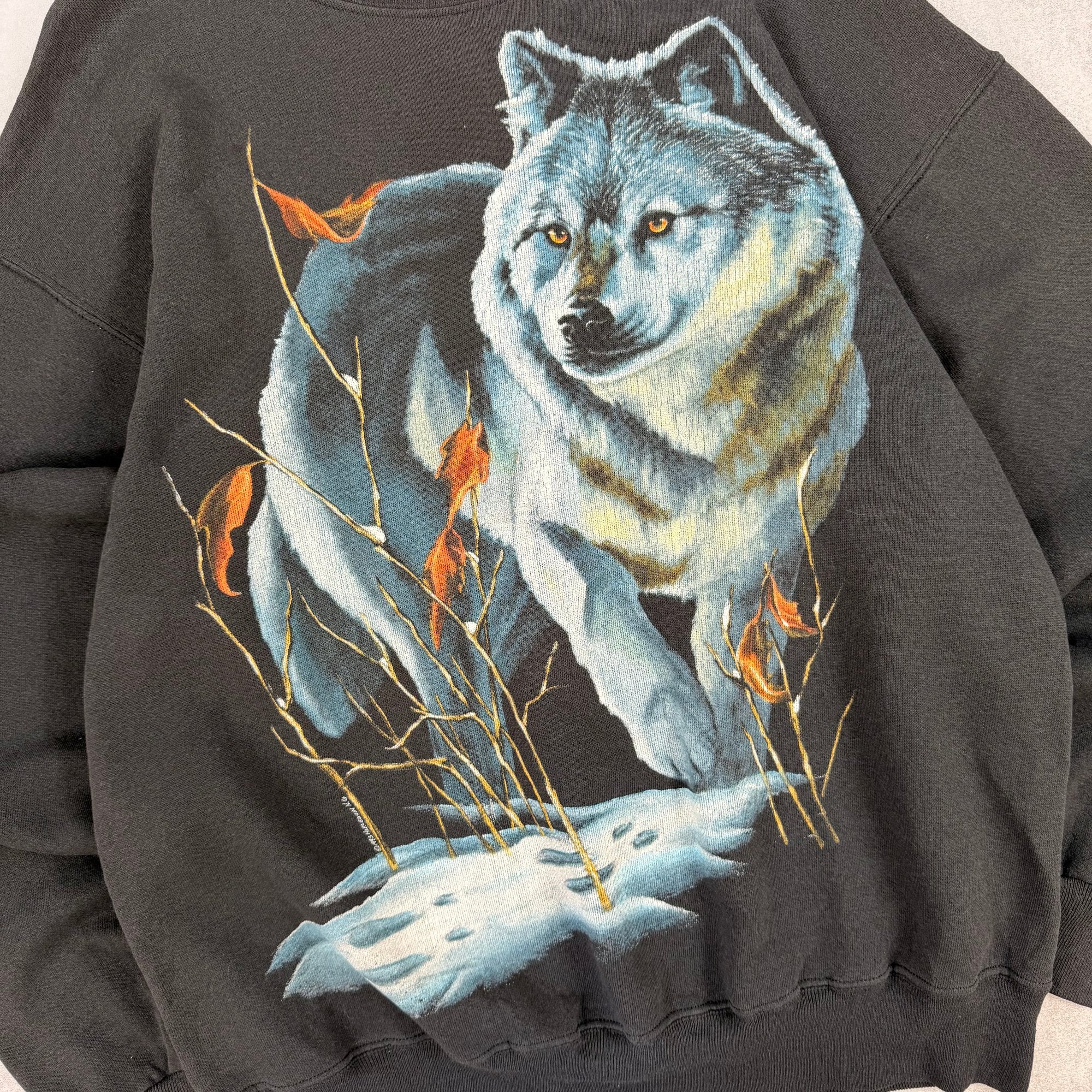 Graphic Wolf Sweatshirt - L