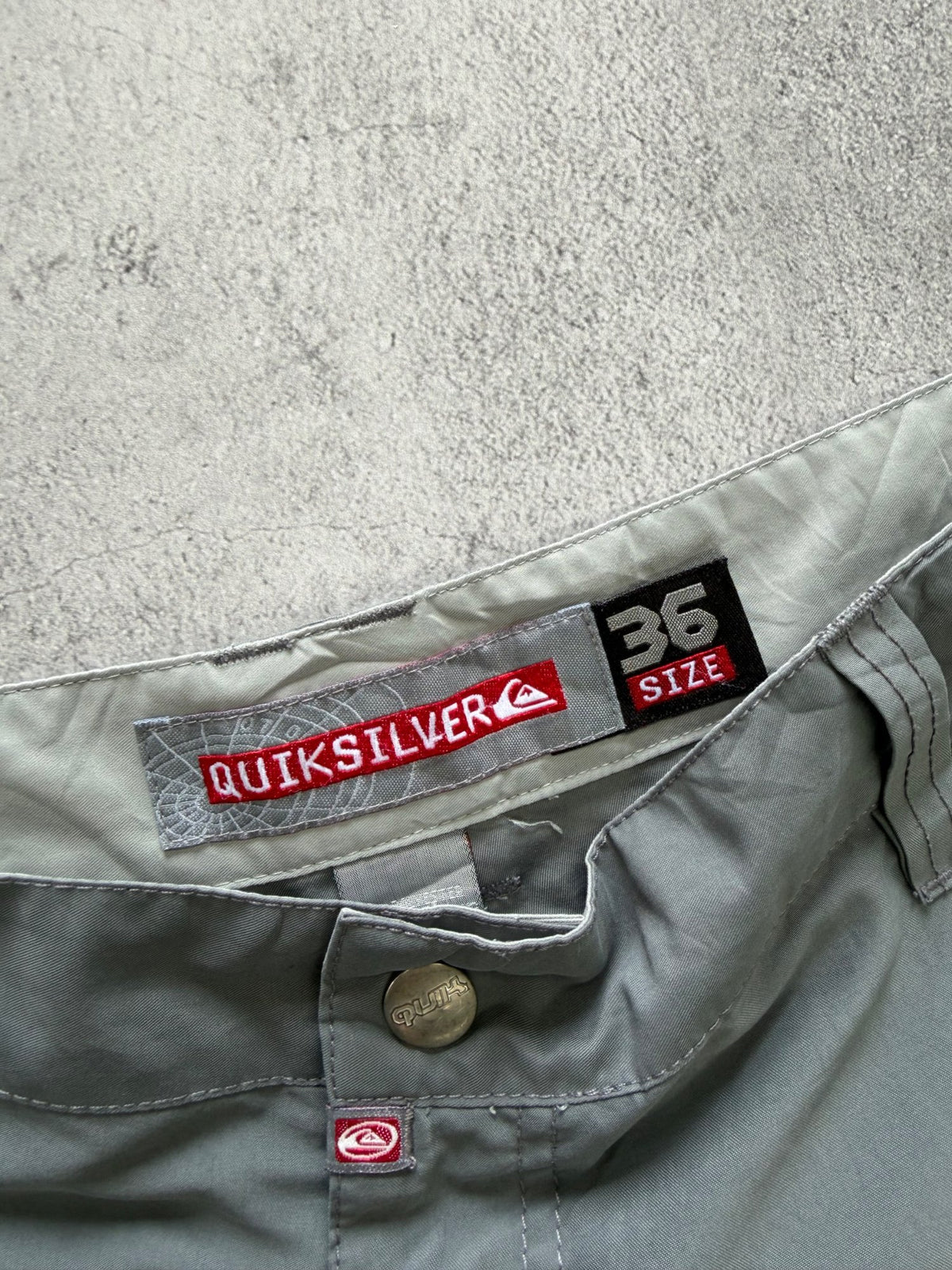 Vintage Quiksilver Cargo Shorts - W36