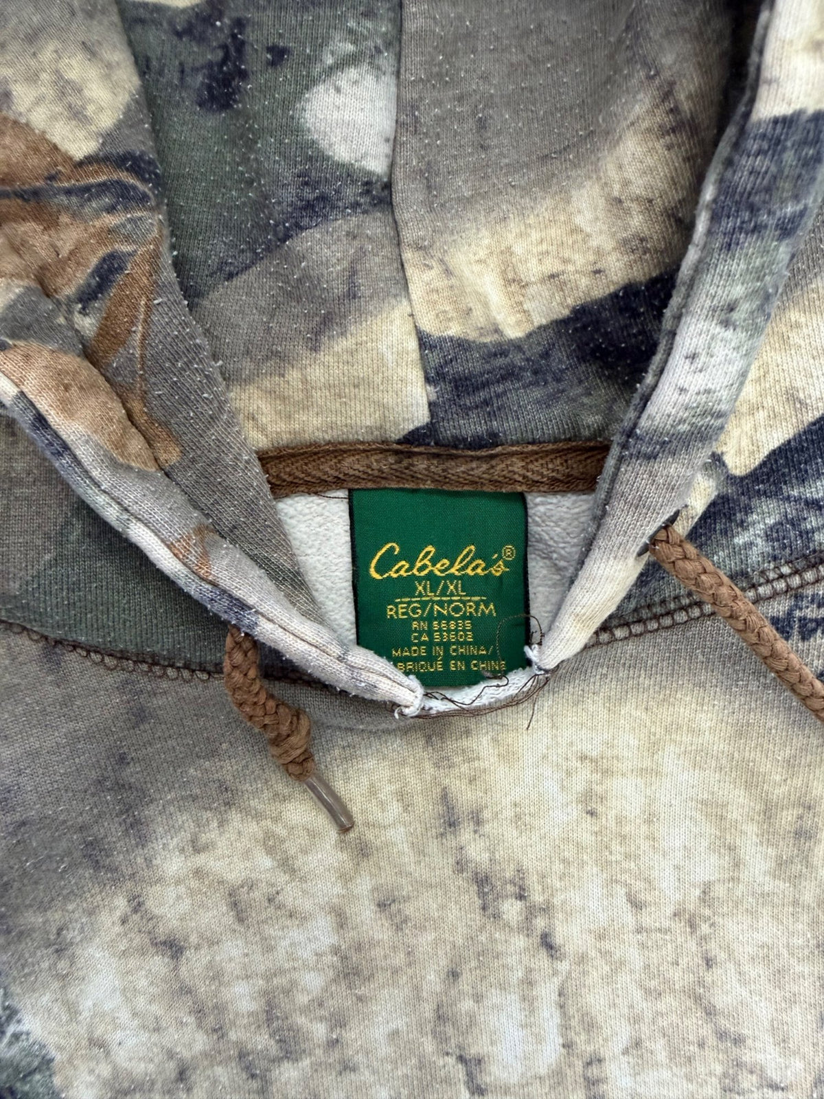 Cabela's Camouflage Hoodie - L
