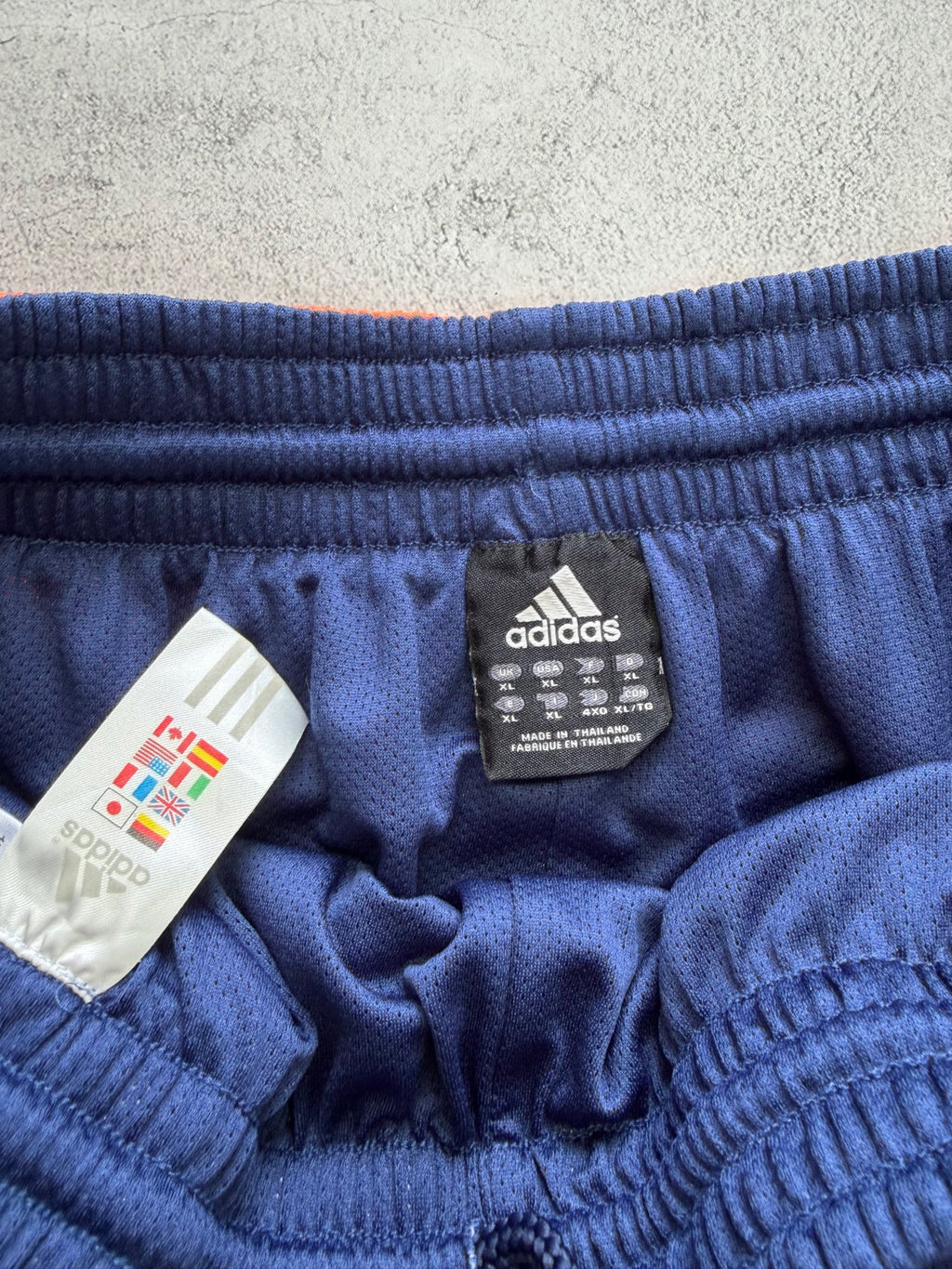 Adidas Activewear Shorts - XL