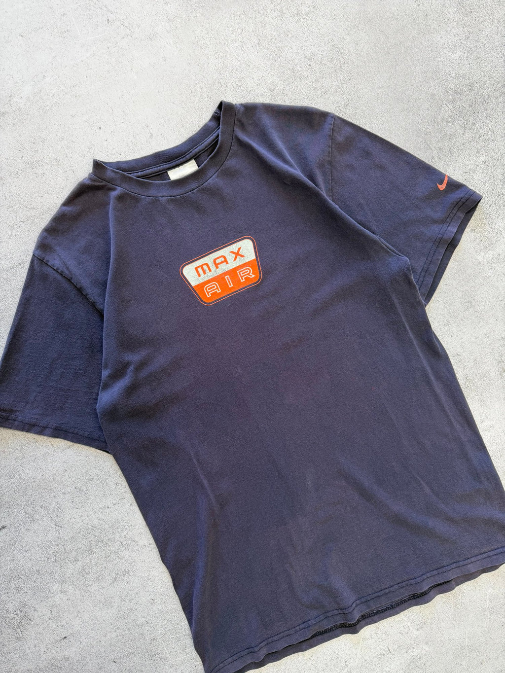 Vintage Nike Air Max T-Shirt - S