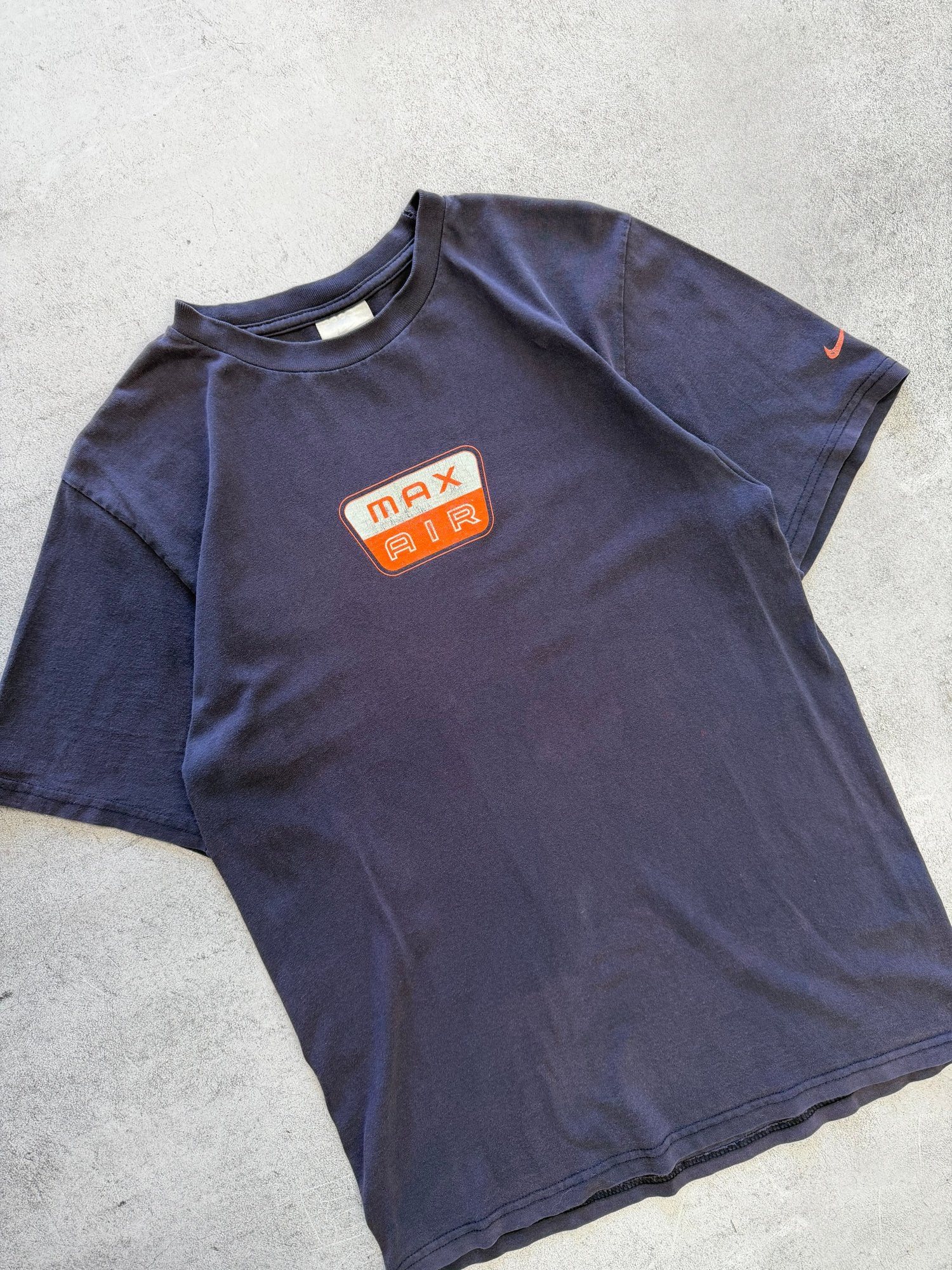 Vintage Nike Air Max T-Shirt - S