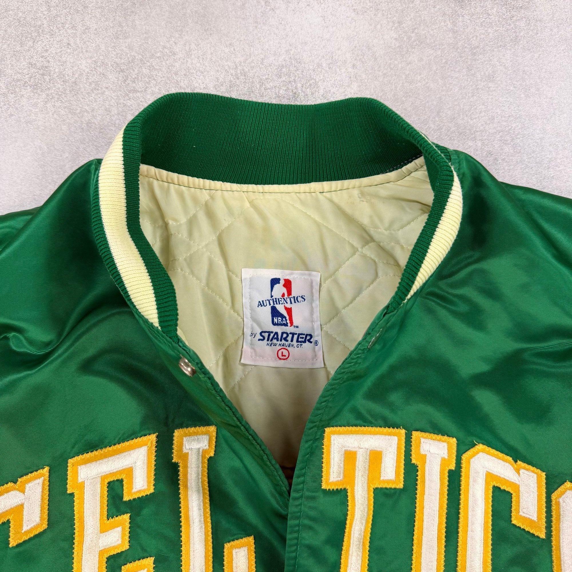Starter Celtics NBA Jacket - L