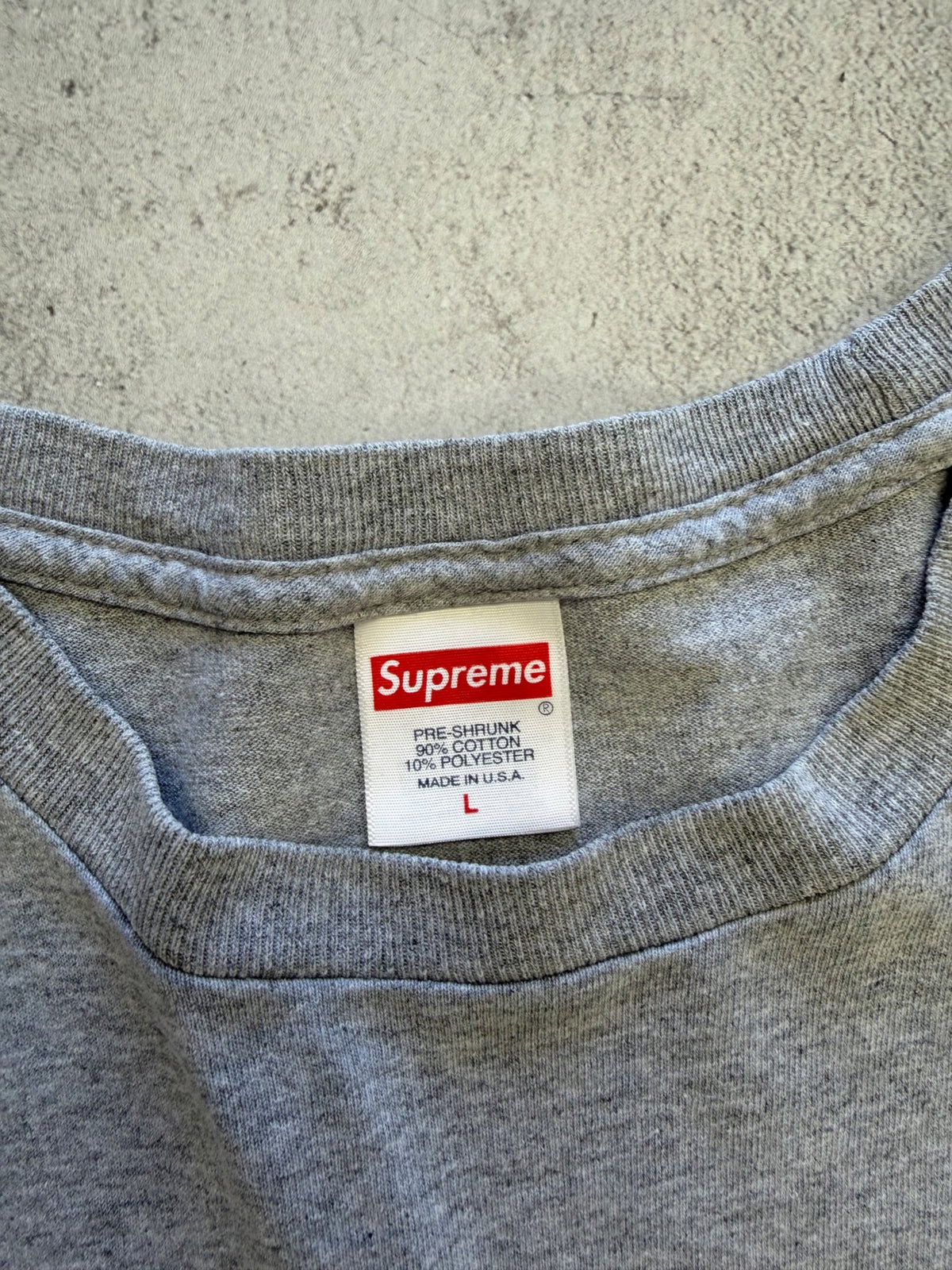 Supreme Graphic T-shirt - L