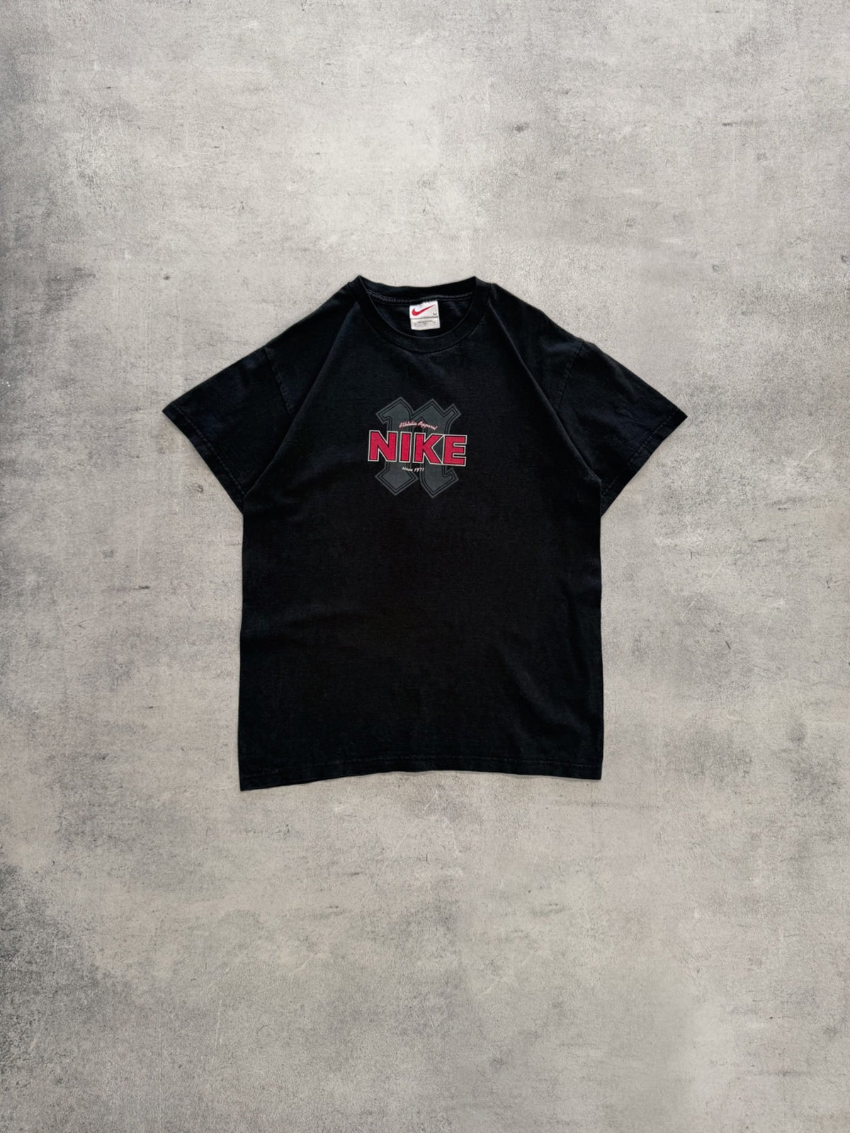 Nike Athletic Approved T-Shirt - L