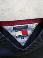 Vintage Tommy Hilfiger Sweatshirt - M