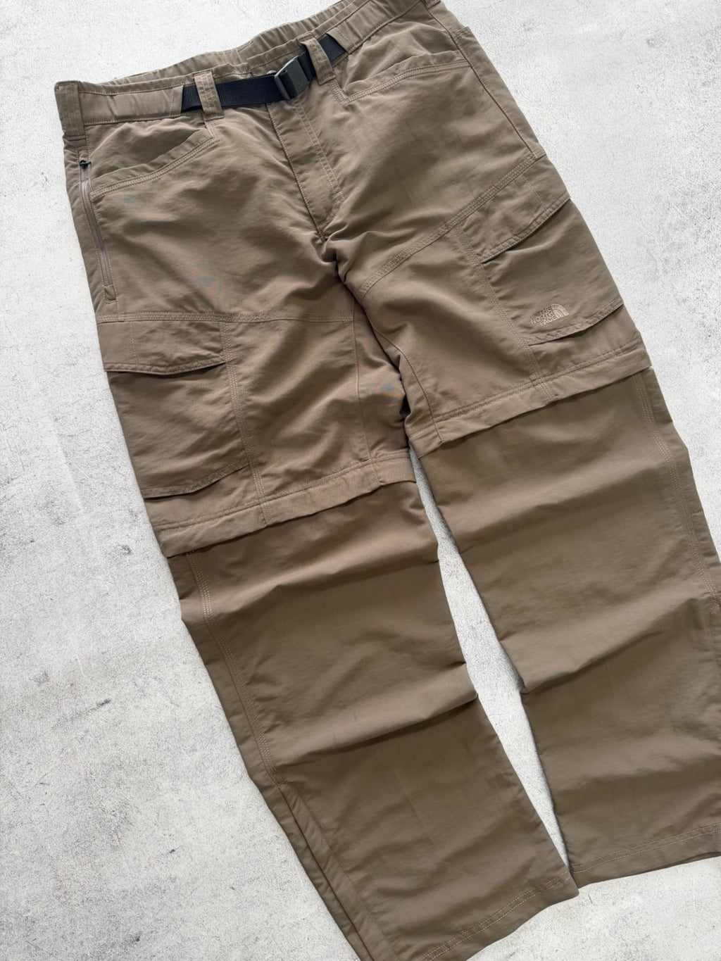 The North Face Convertible Cargo Trousers/Shorts - M