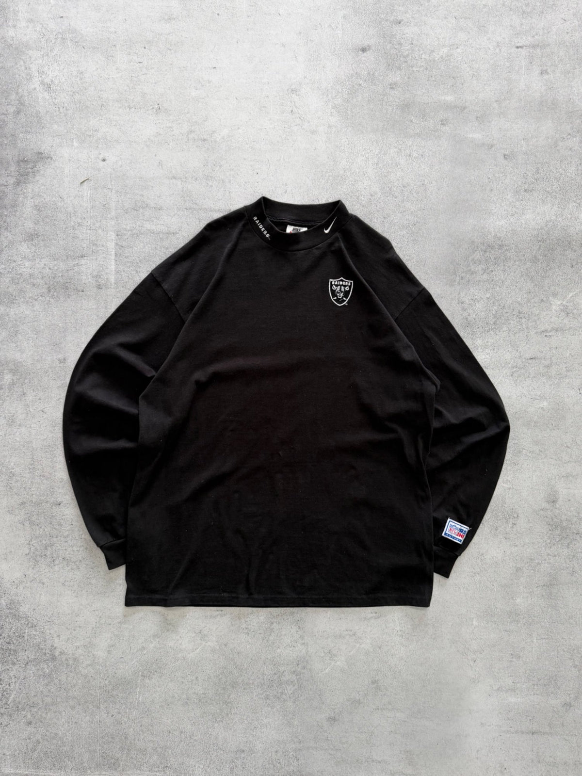 Vintage Nike Raiders Turtle Neck Long Sleeve T-Shirt - XL