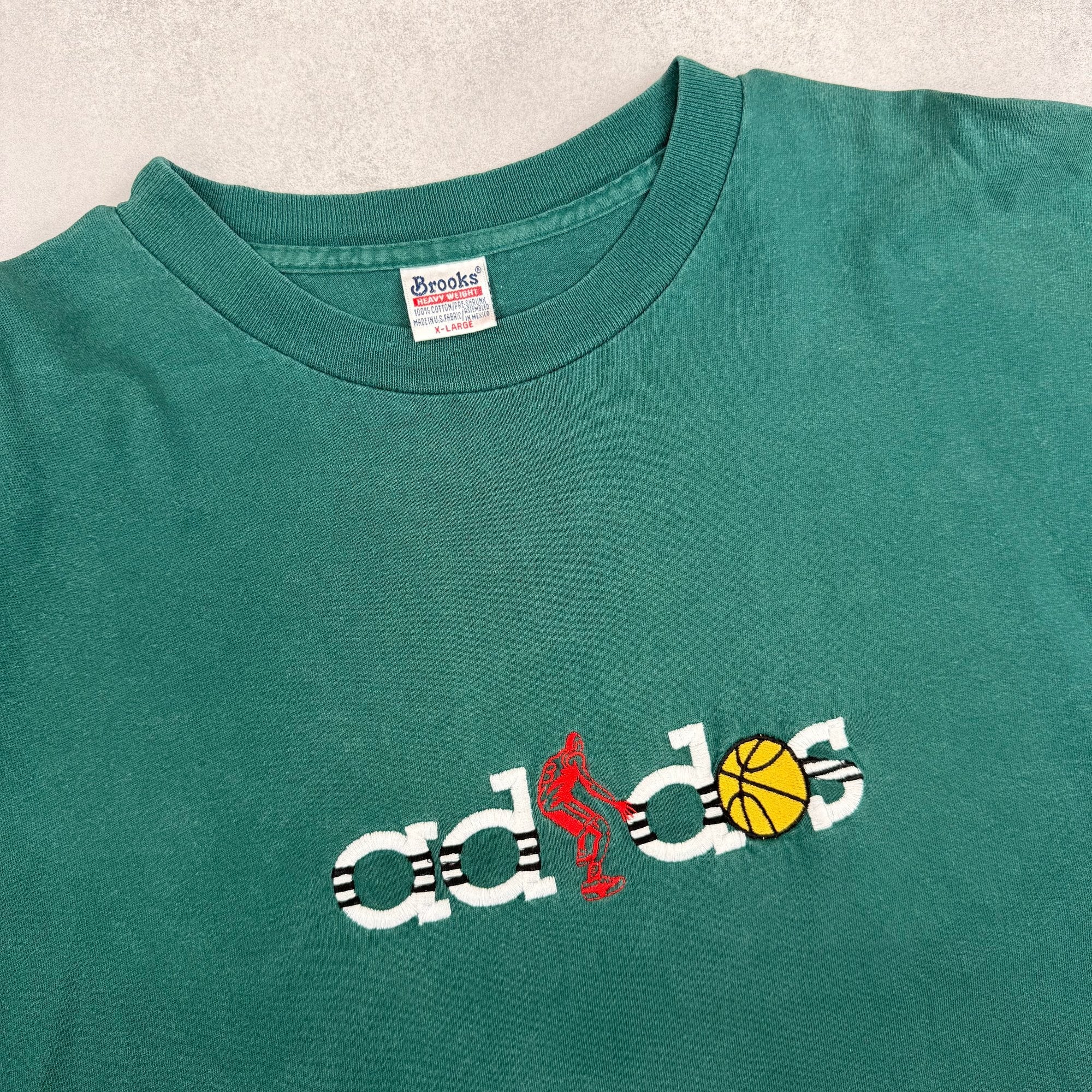 Brooks Graphic T-Shirt - XL