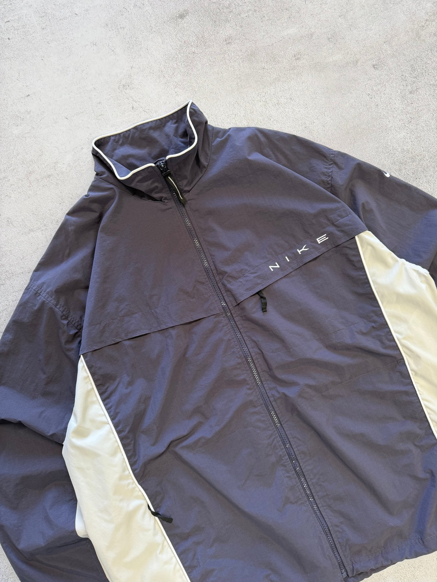 Vintage Nike Windbreaker Jacket - L