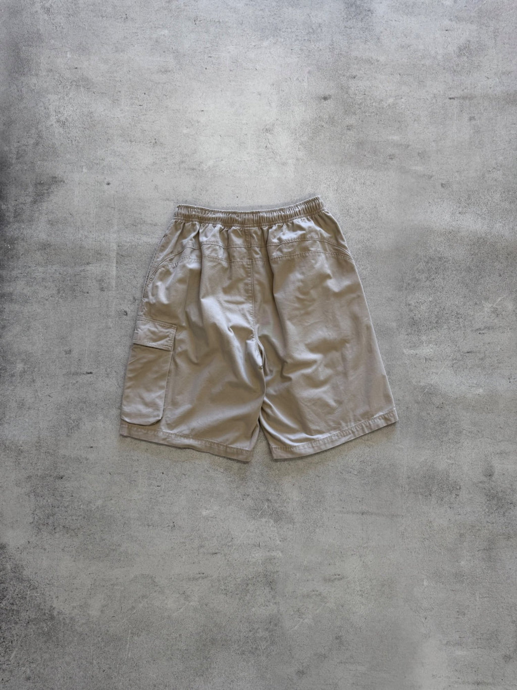 Nike Cargo Shorts - M