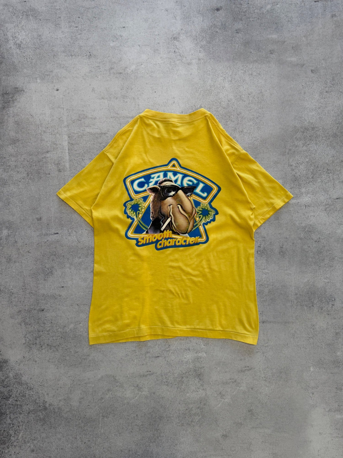 Vintage Camel Graphic T-Shirt - L