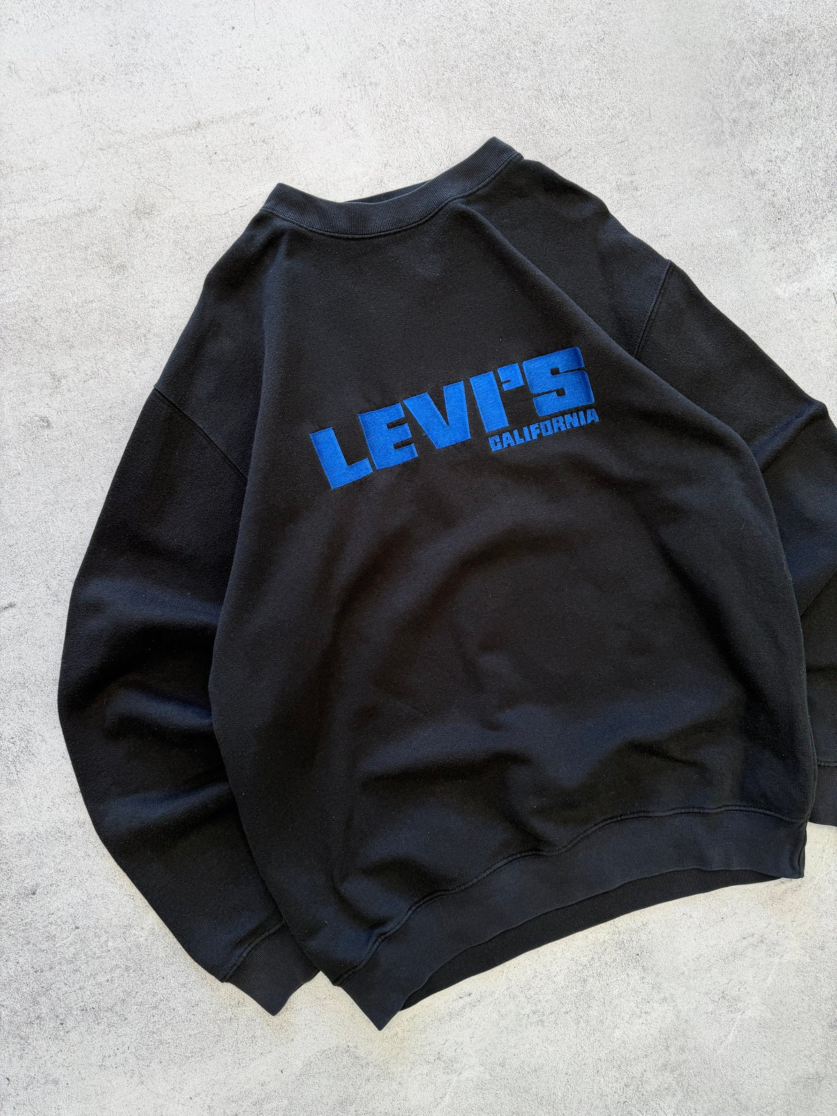 Vintage Levi's California Sweatshirt - M
