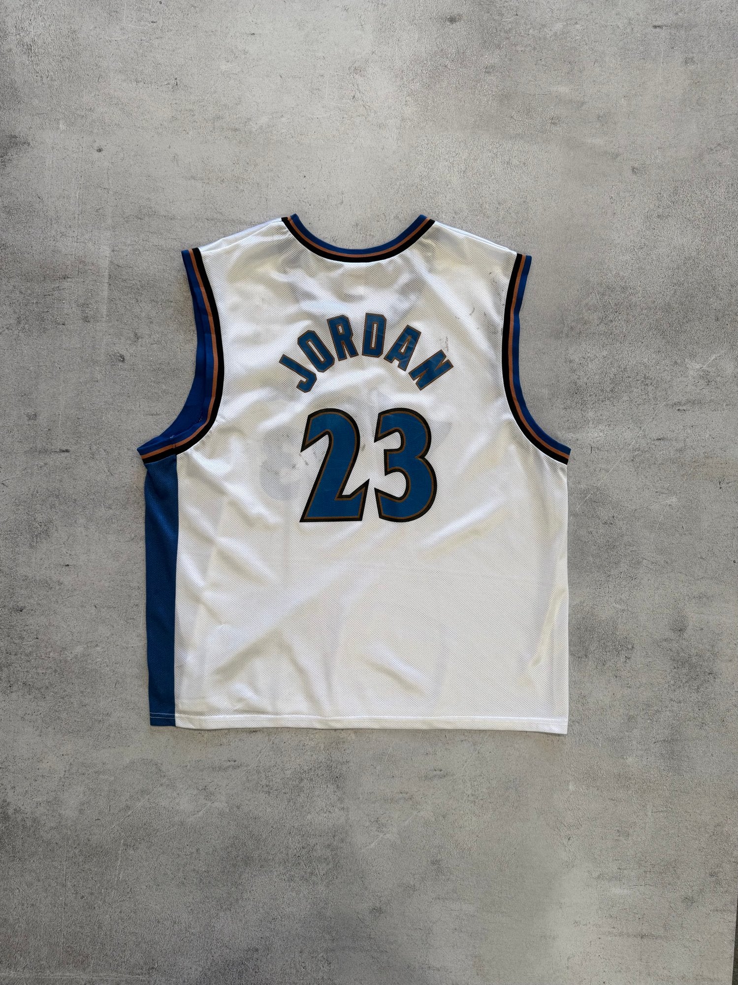 Vintage Washington Wizards Jordan 23 Jersey - L