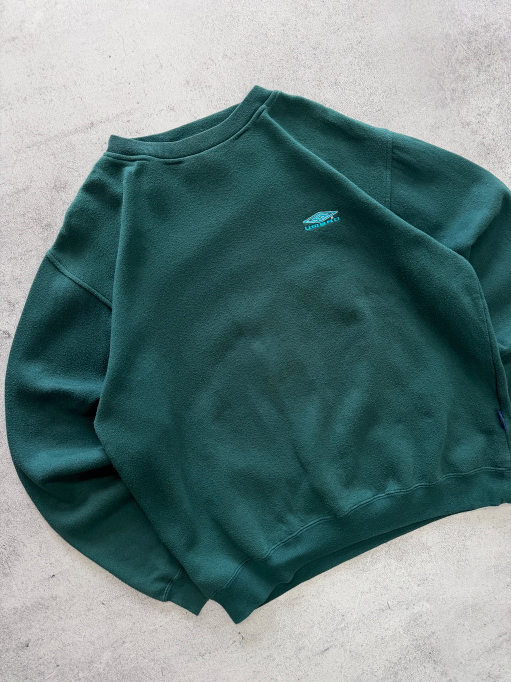 Vintage Umbro Green Sweatshirt - S