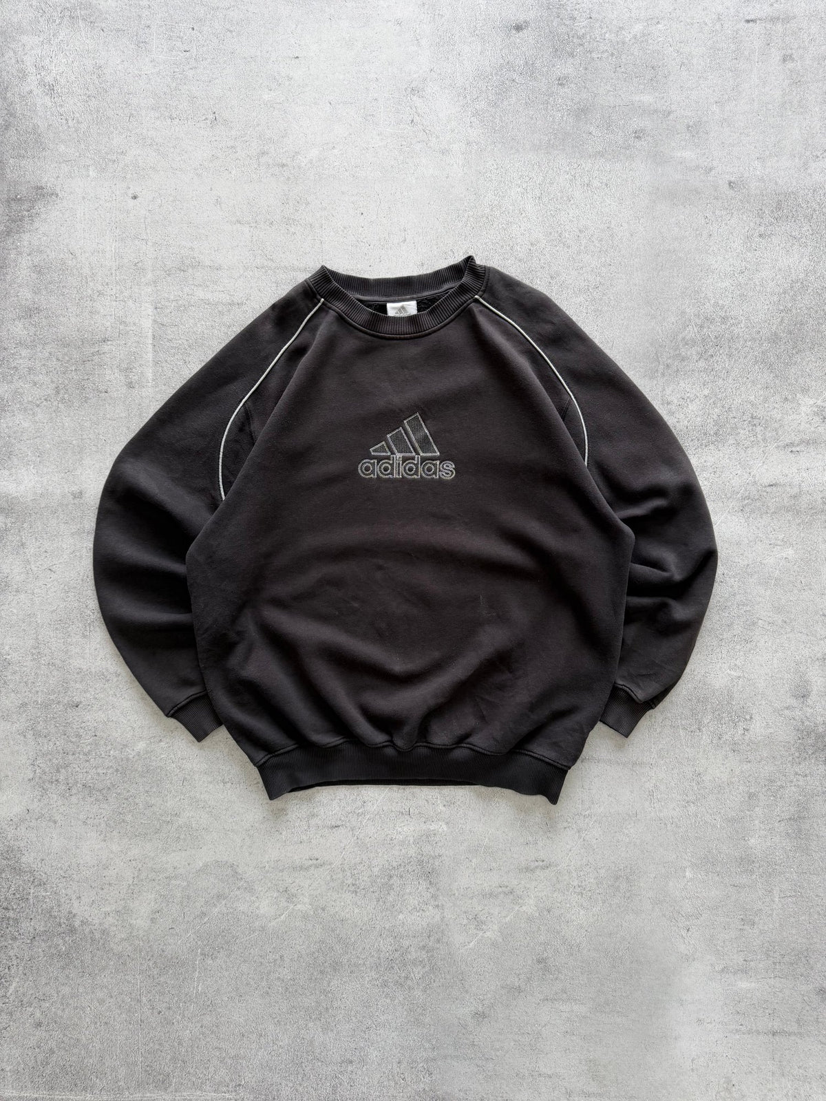 Vintage Adidas Logo Sweatshirt - M
