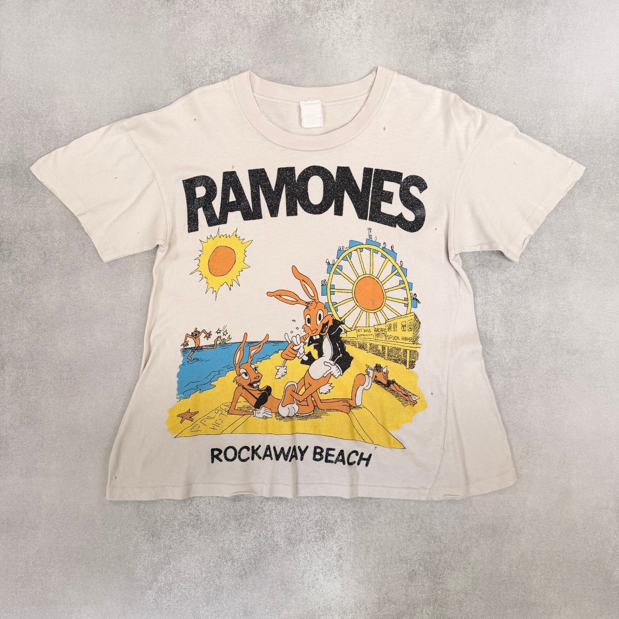 Ramones Rockaway Beach T-shirt - S