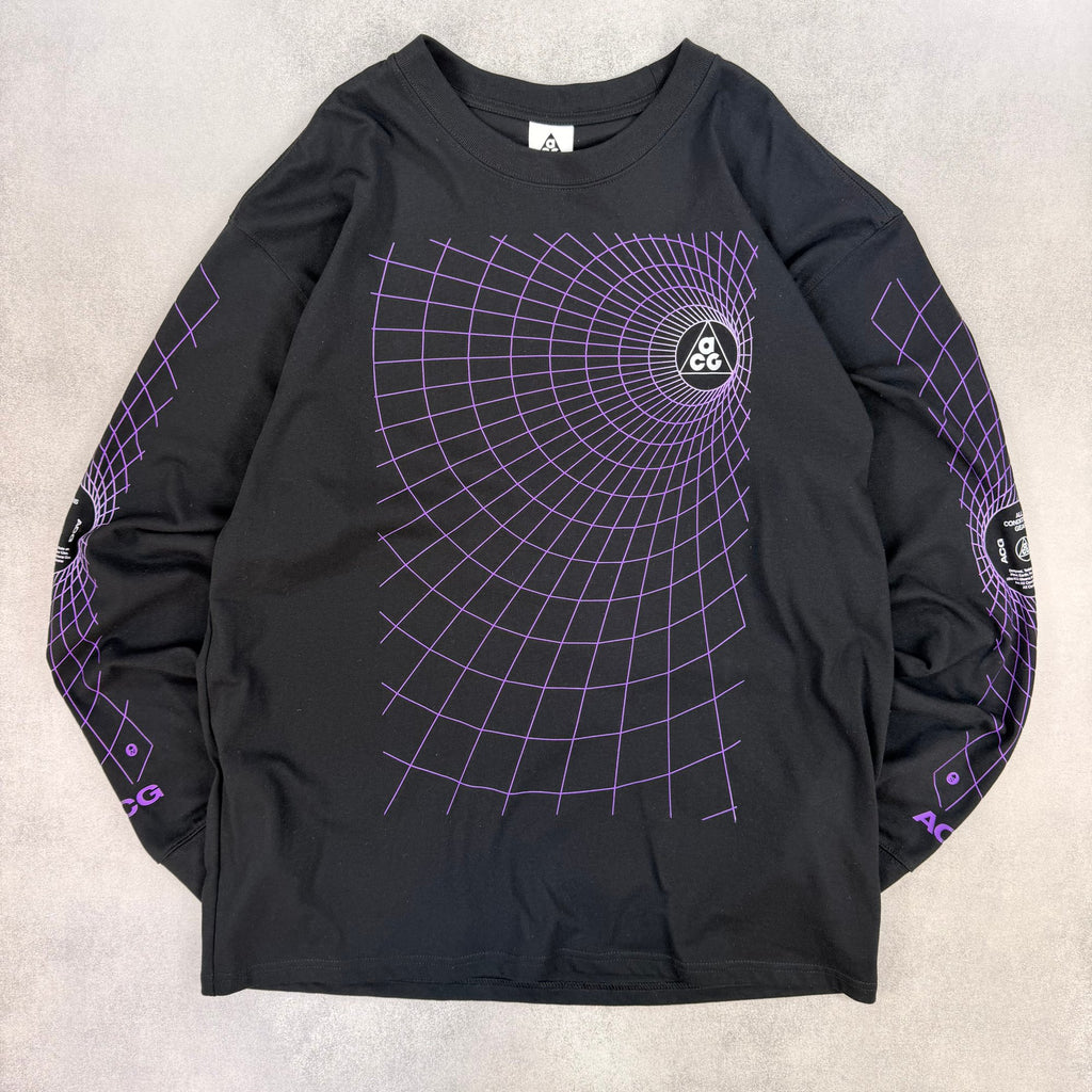 ACG Long Sleeve T-Shirt - M