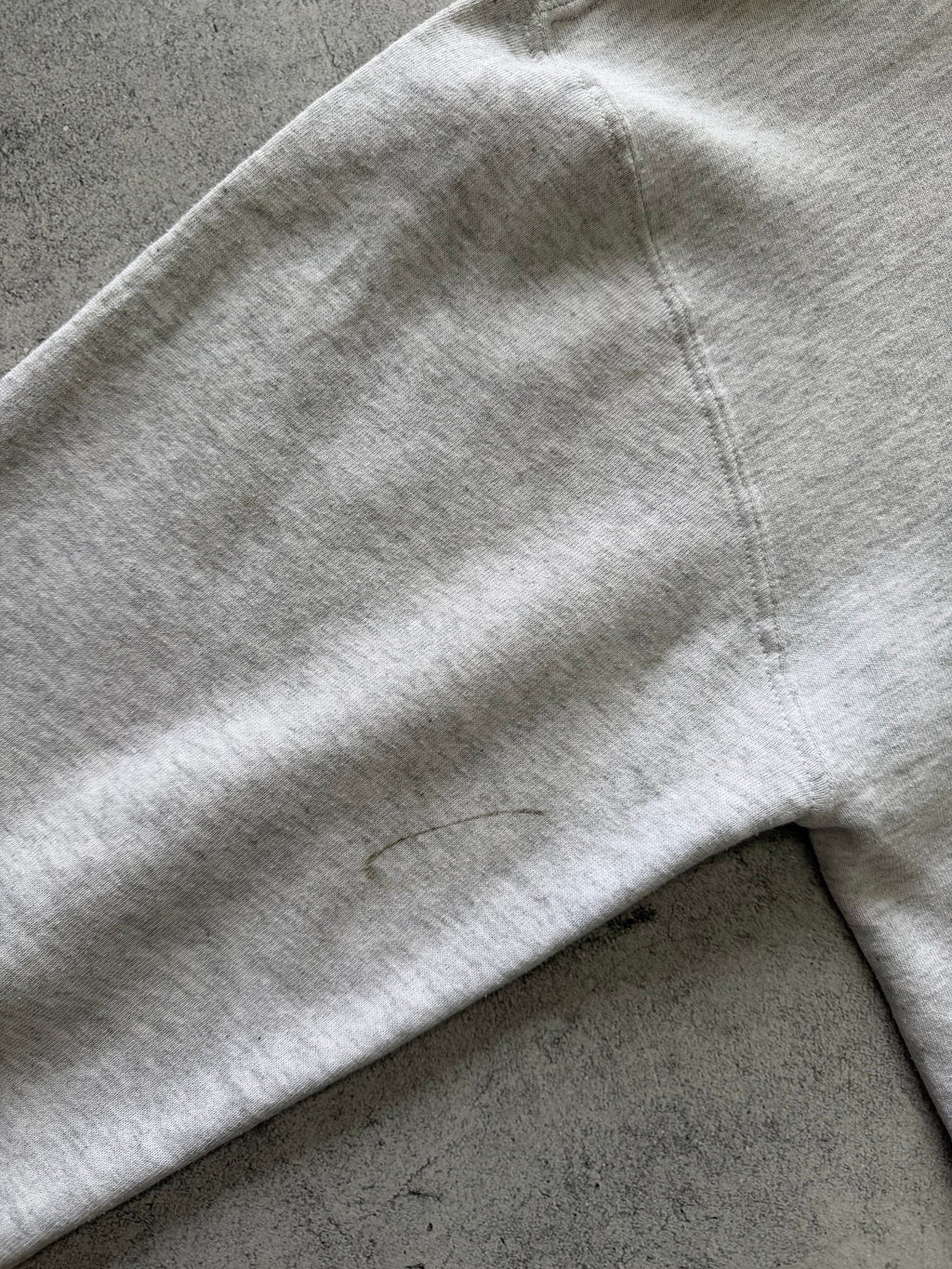 Vintage Russell Athletic Carolina Panthers NFL Sweatshirt - L