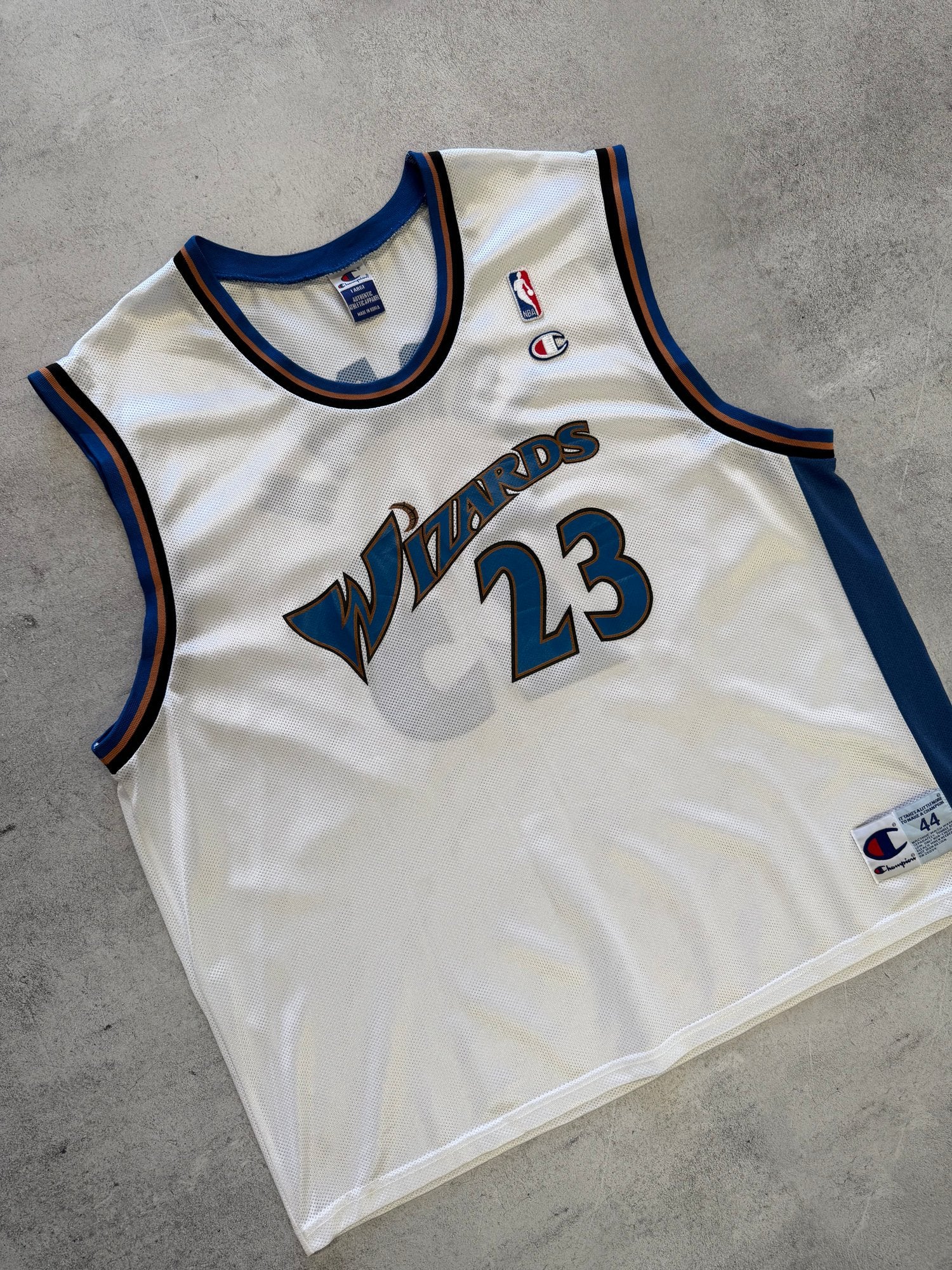 Vintage Washington Wizards Jordan 23 Jersey - L