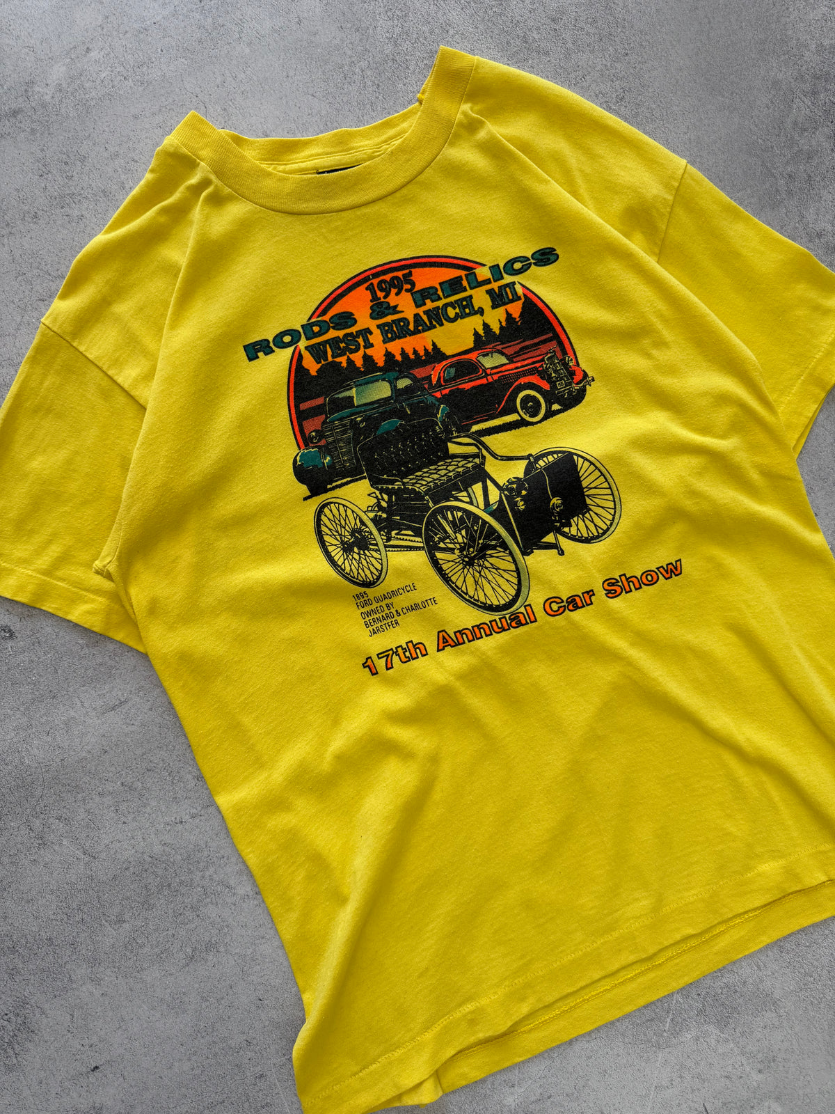 Car Show Graphic T-shirt - L