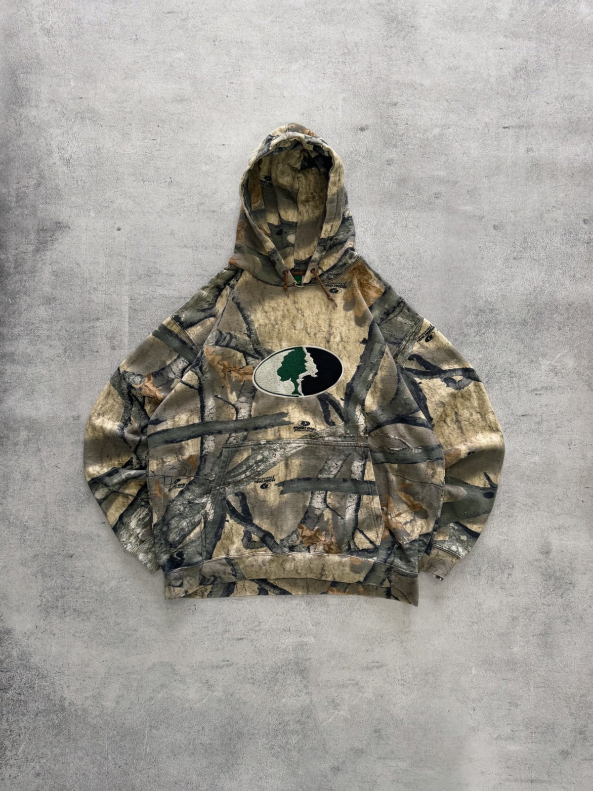 Cabela's Camouflage Hoodie - L
