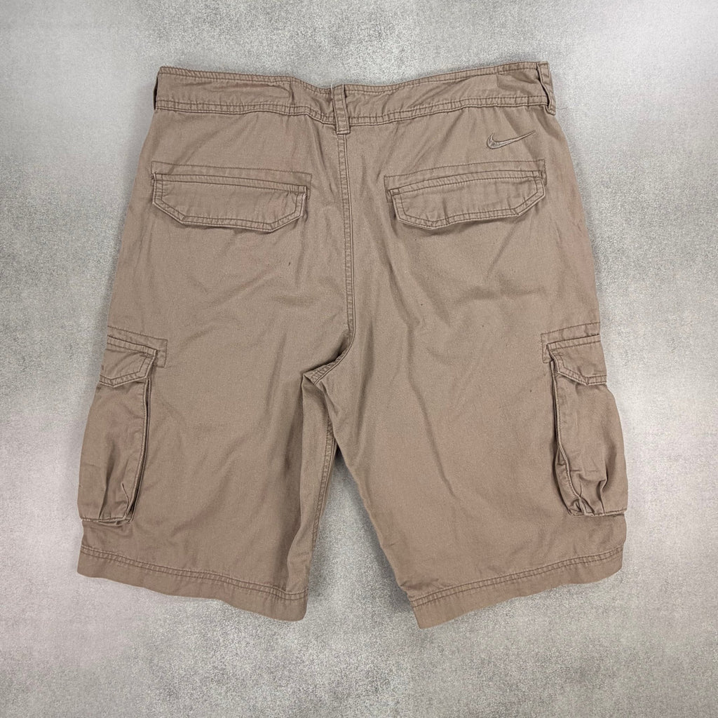 Nike Cargo Shorts - W30