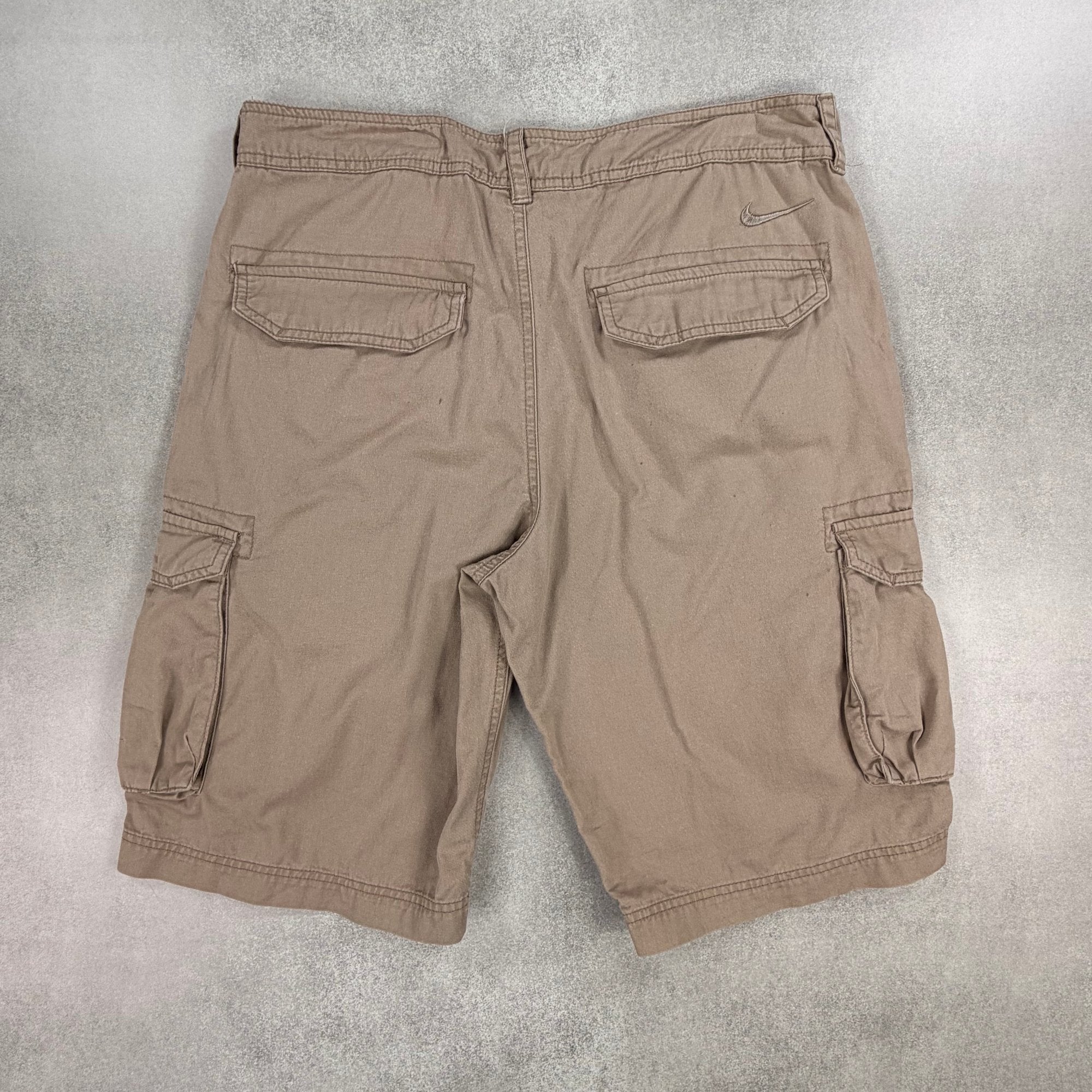 Nike Cargo Shorts - W30