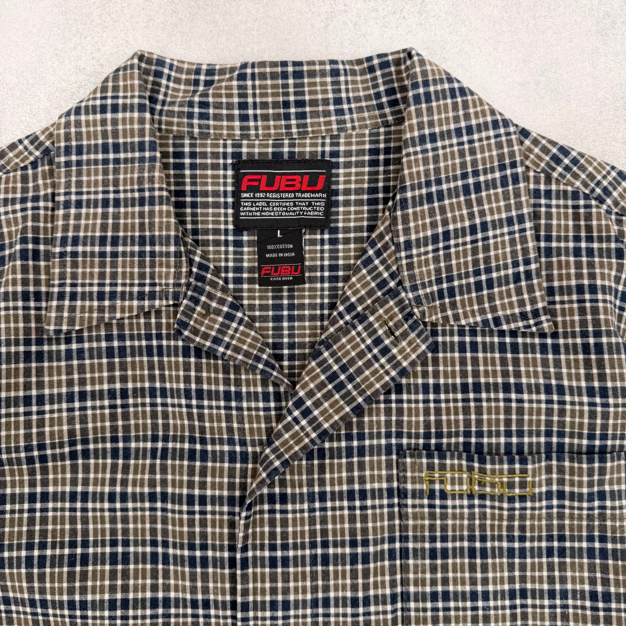 FUBU Checkered Short Sleeve Shirt - L