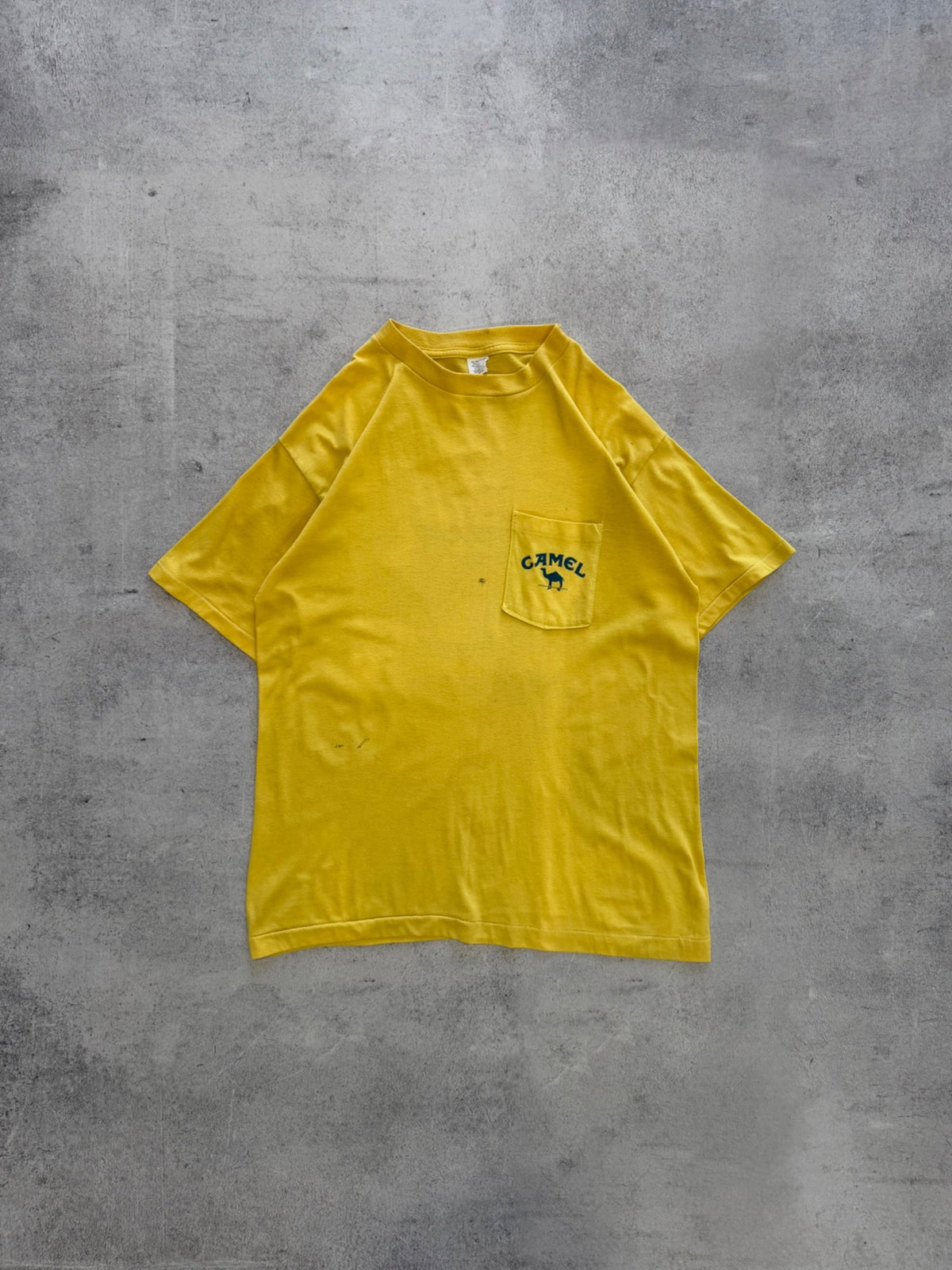 Vintage Camel Graphic T-Shirt - L
