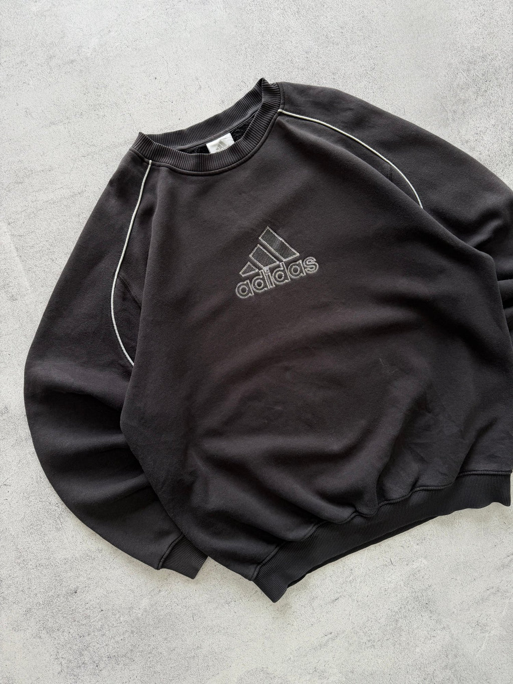 Vintage Adidas Logo Sweatshirt - M