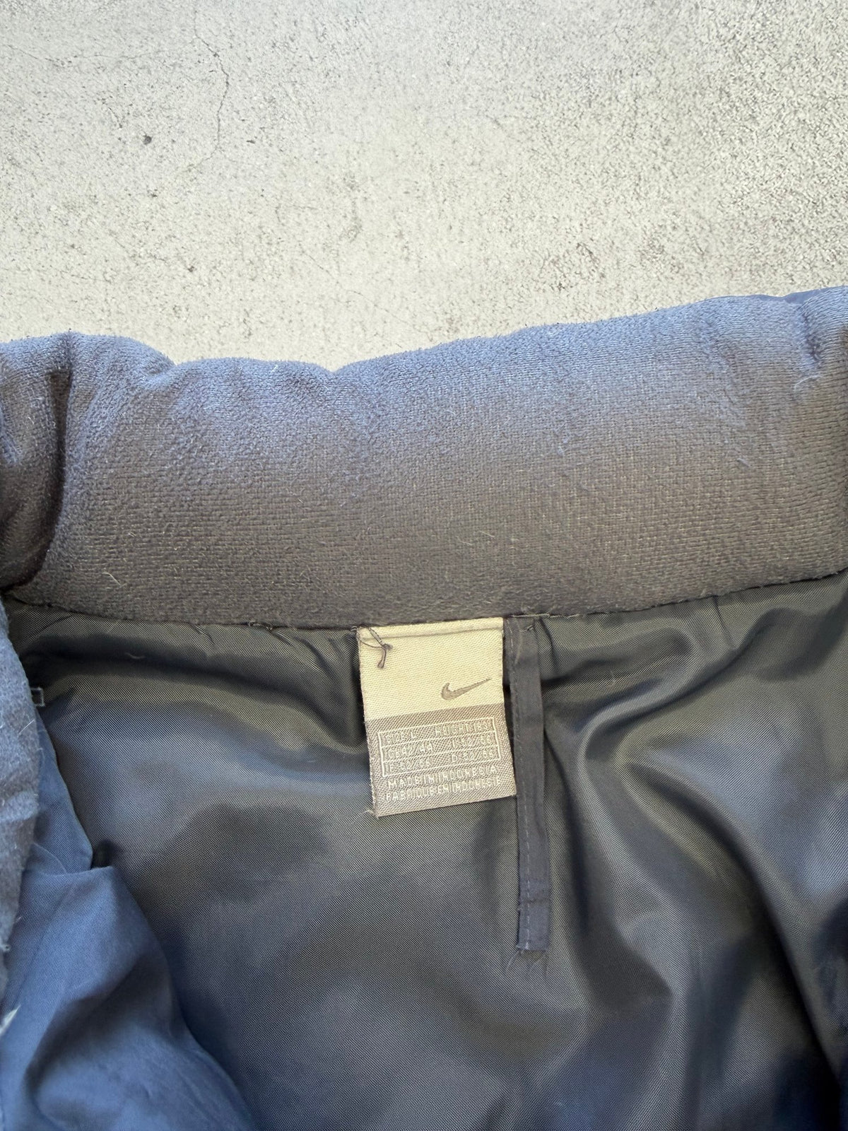 Vintage Nike Puffer Jacket - L