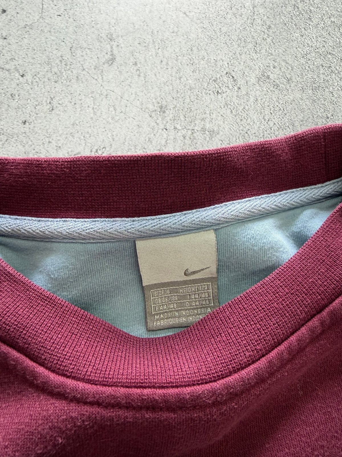 Vintage Nike Sweatshirt - M