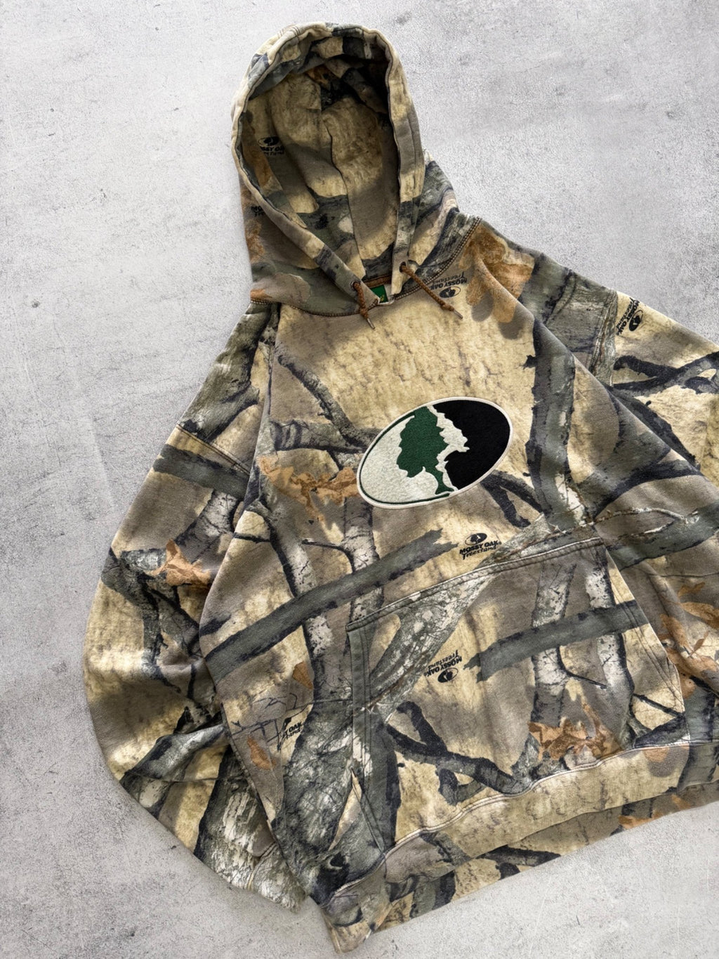 Cabela's Camouflage Hoodie - L