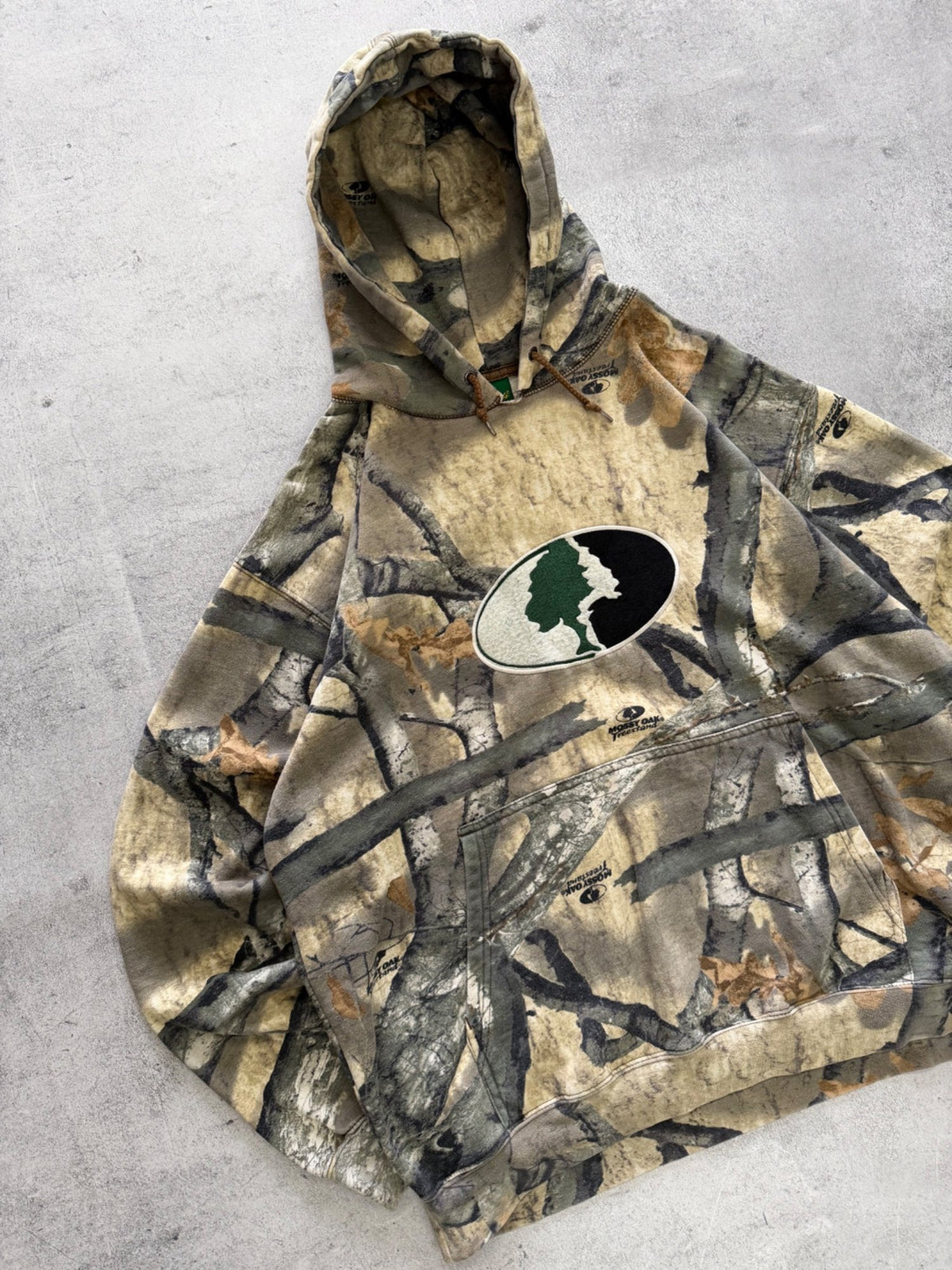 Cabela's Camouflage Hoodie - L