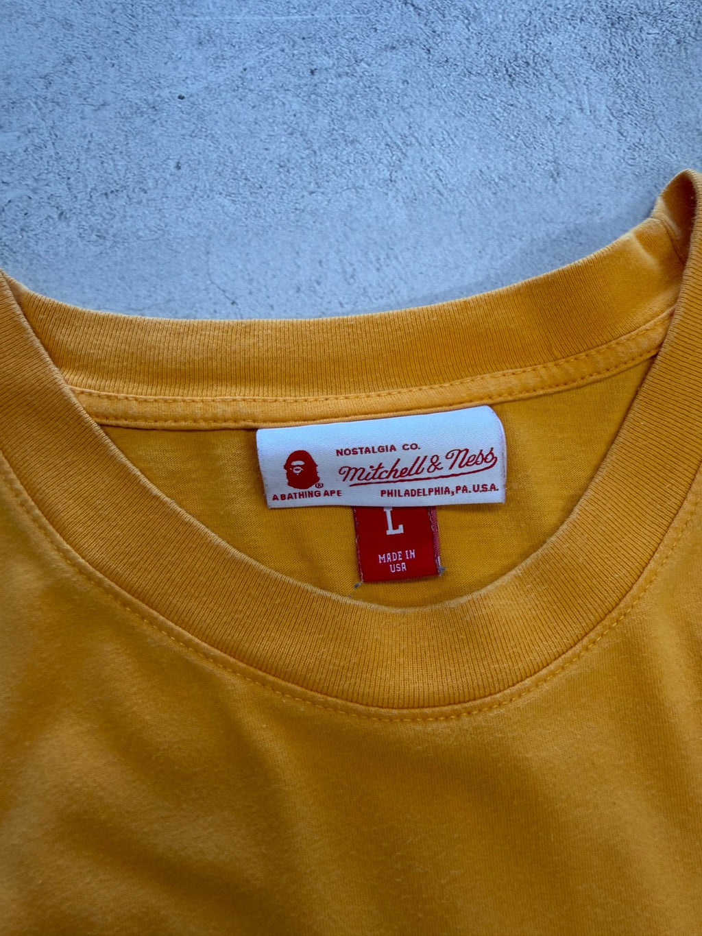 Mitchell & Ness Bape Lakers T-Shirt - XL