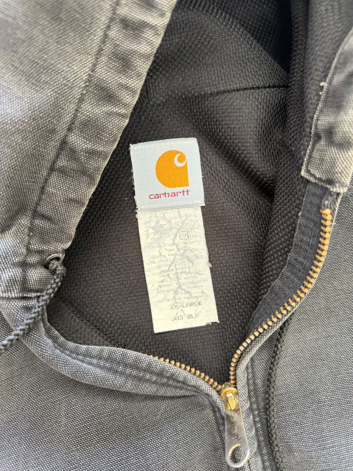 Carhartt Distressed Hooded Jacket - L