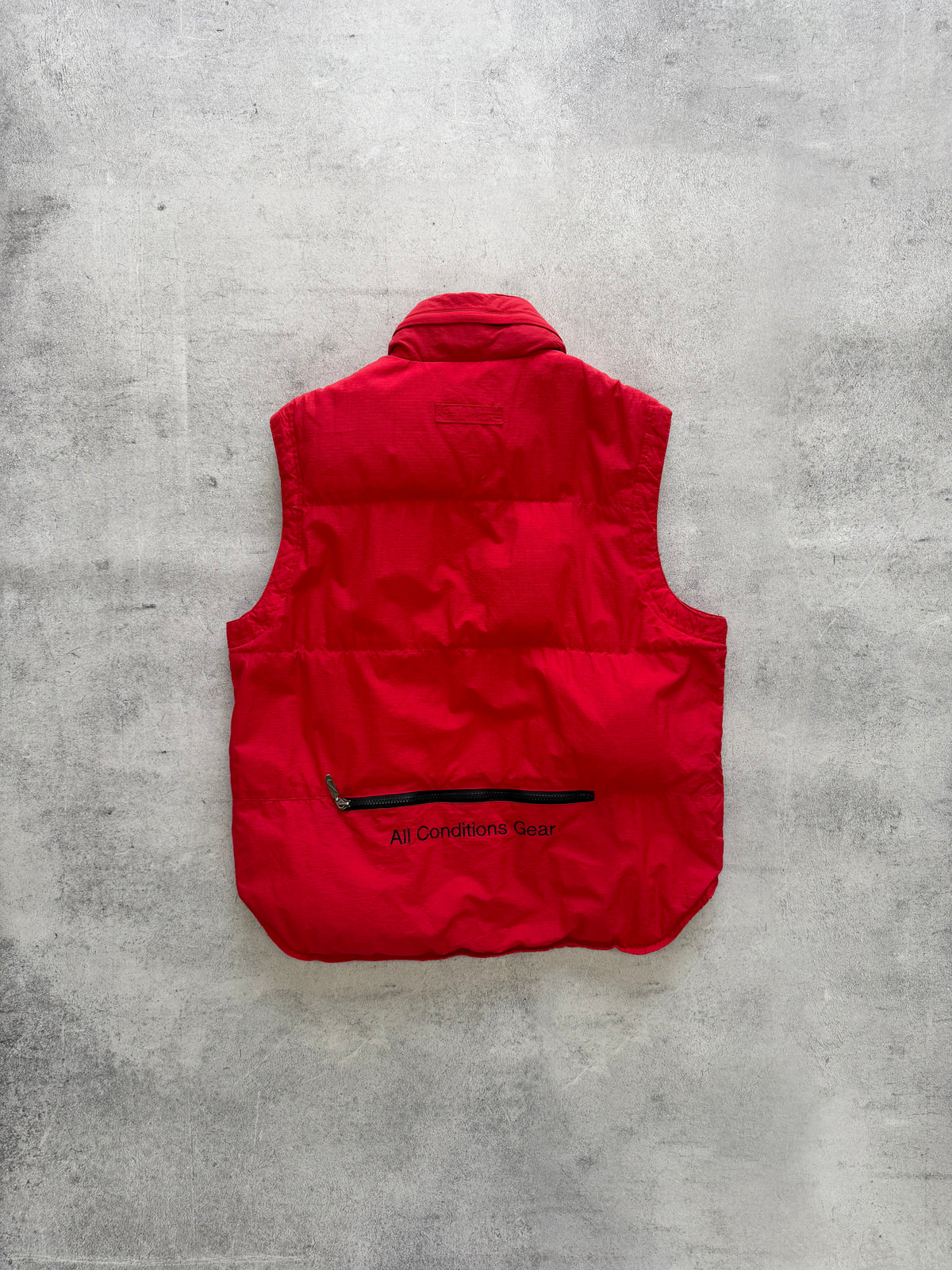 Nike ACG Red Puffer Vest - S