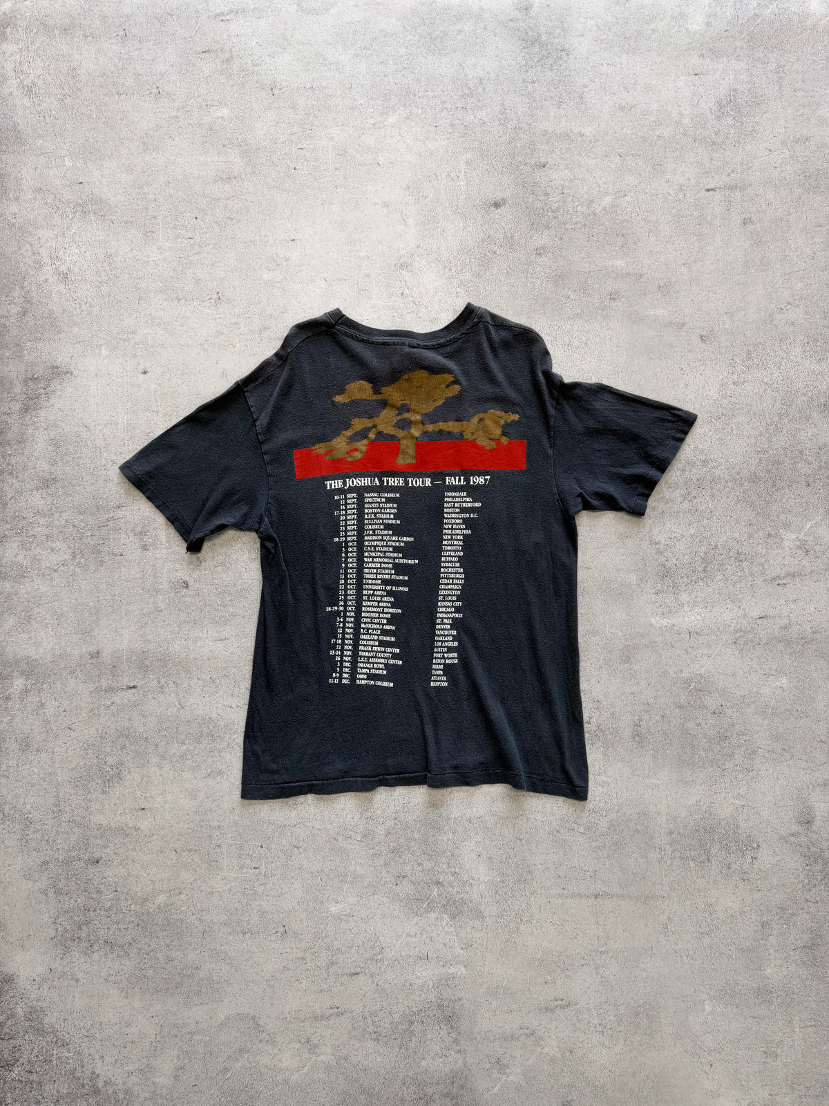 U2 Joshua Tree 1987 Tour T-Shirt - M