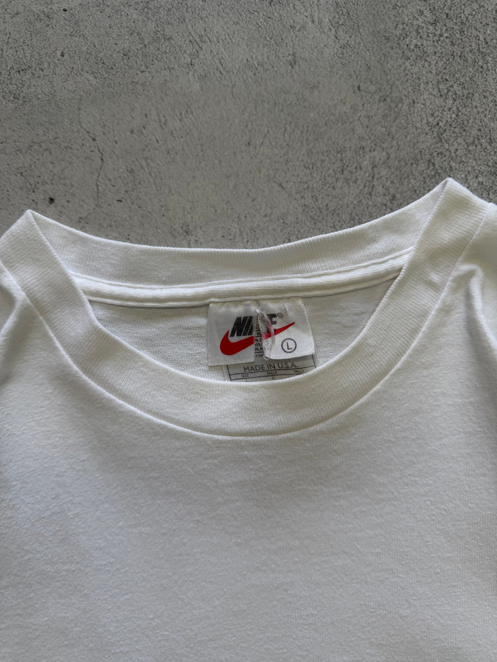 Nike Town Chicago T-shirt - L
