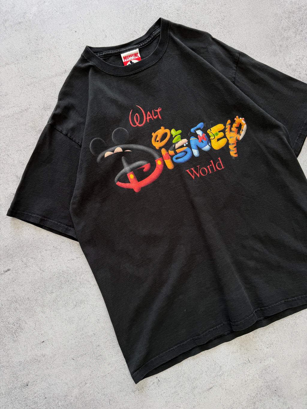 Mickey Inc Walt Disney World T-Shirt - M