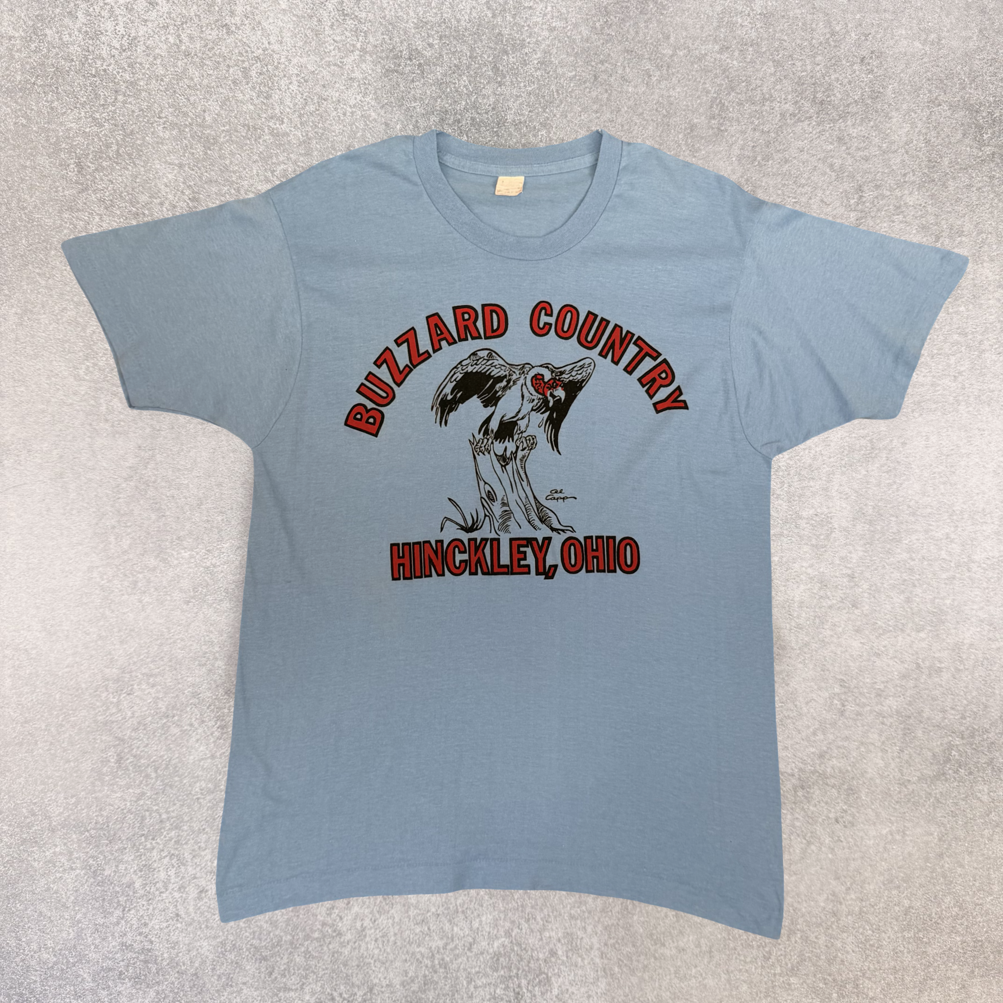 Buzzard Country Graphic T-Shirt - L