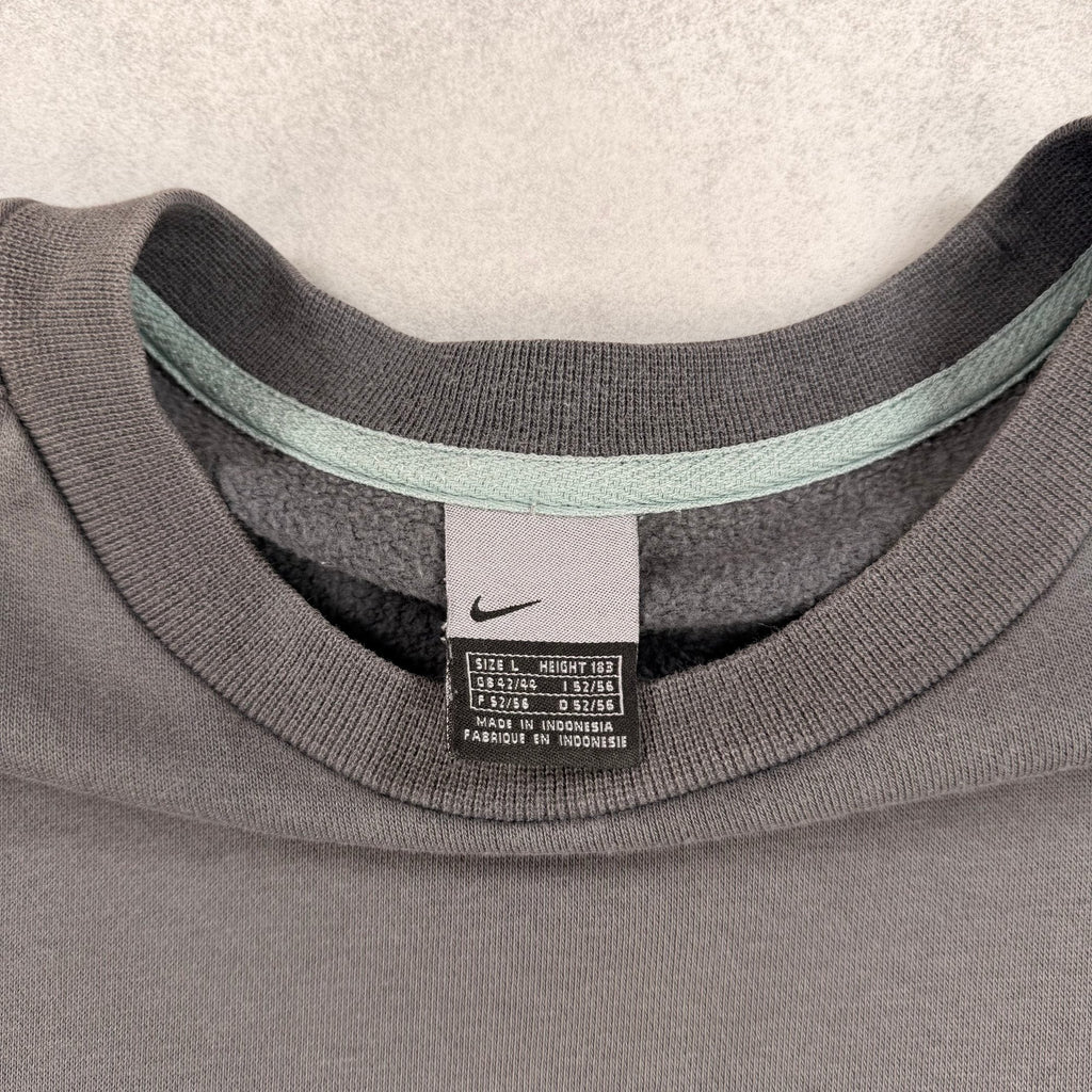 Nike Crew Neck Sweatshirt - L