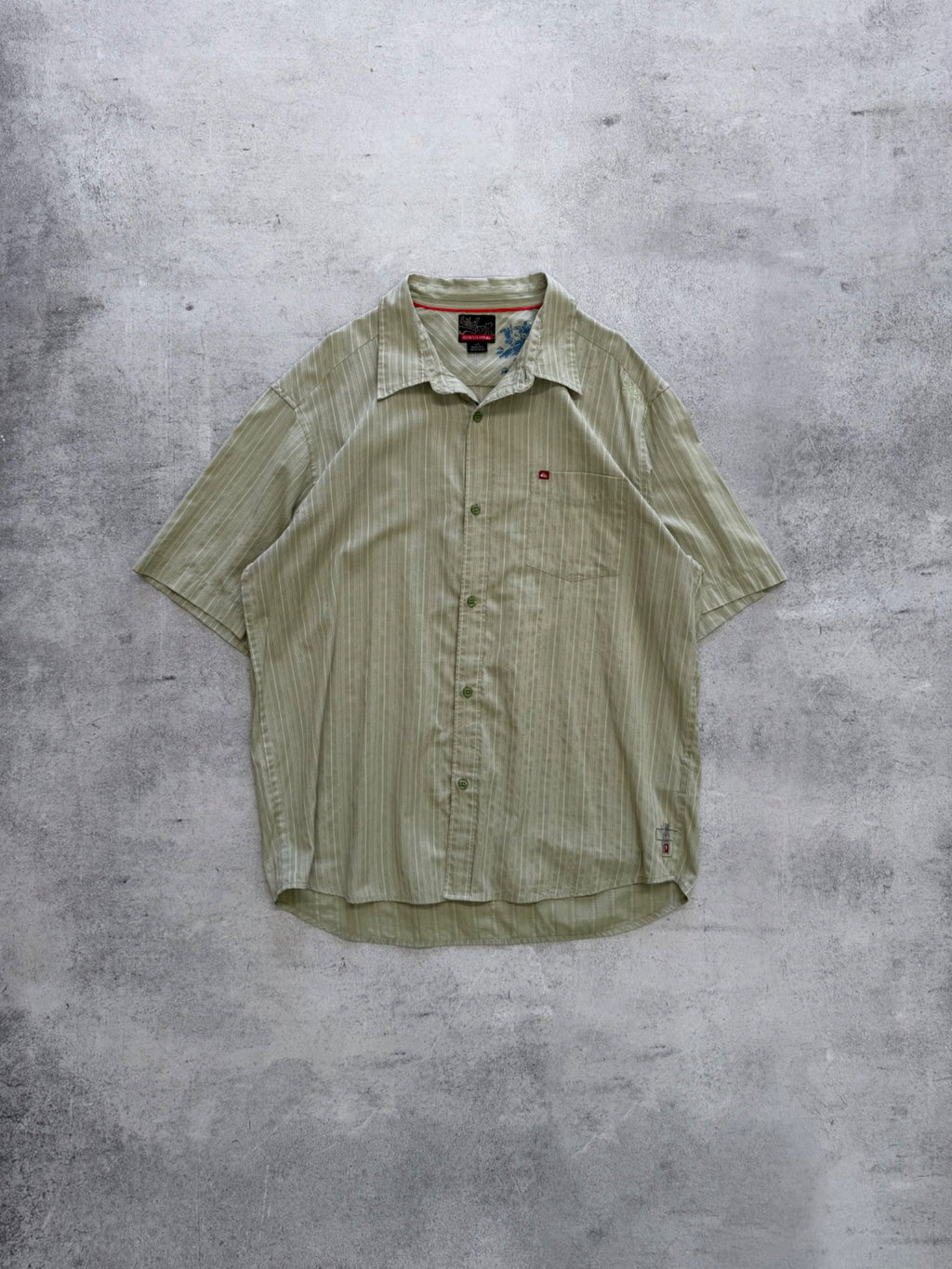 Vintage Quiksilver Short Sleeve Shirt - L