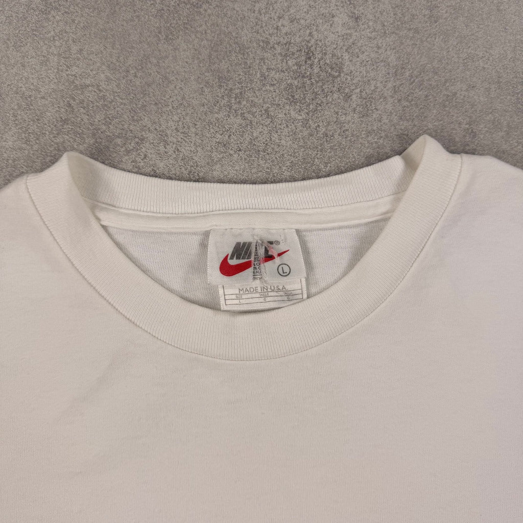 Nike Town Chicago T-shirt - L
